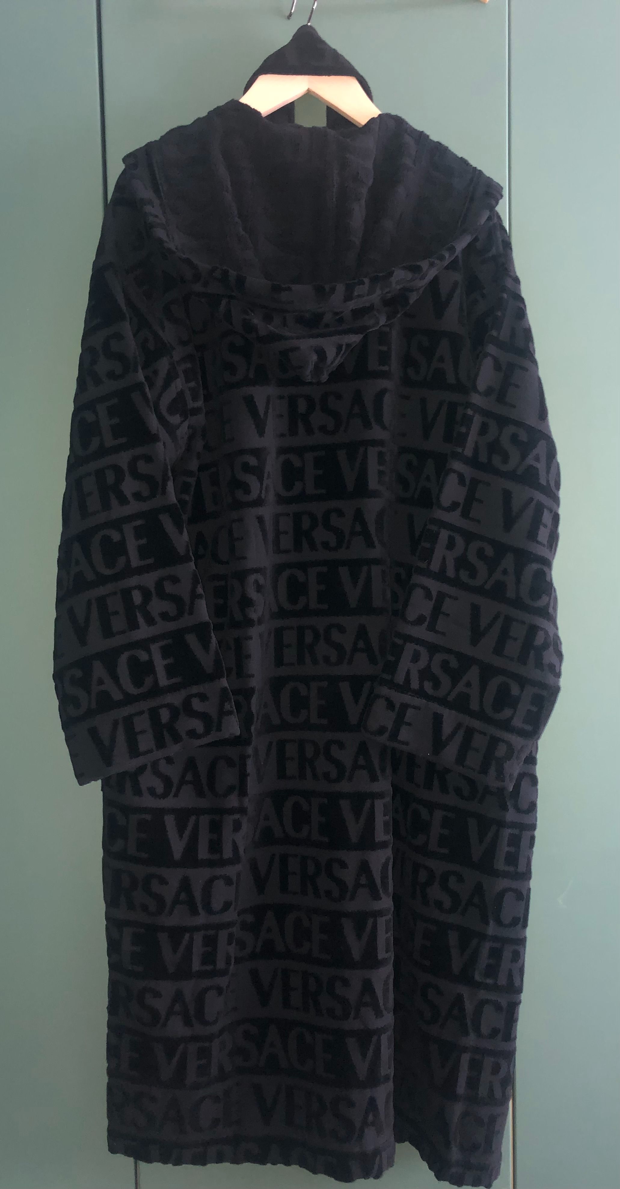 Men's Versace Black Velour Monogram Bathrobe Size XL cotton