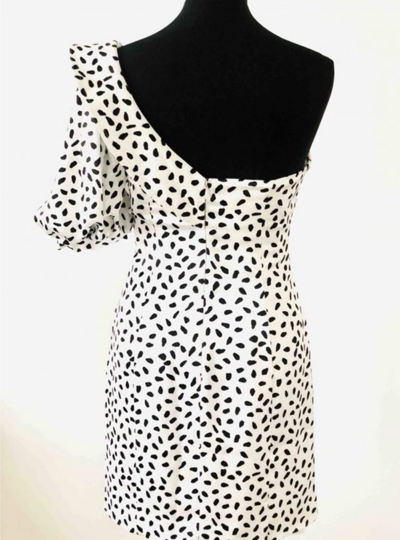 Preowned Self Portrait Black  white crescent print satin one-shoulder dress Size S polyester