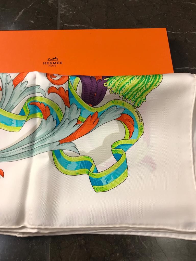 Preowned Hermes White Le Mors Multicolour Print Silk Twill Square Scarf 90 Animal Print