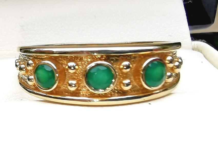 Preowned Bespoke Yellow Gold Byzantine Emerald Ring