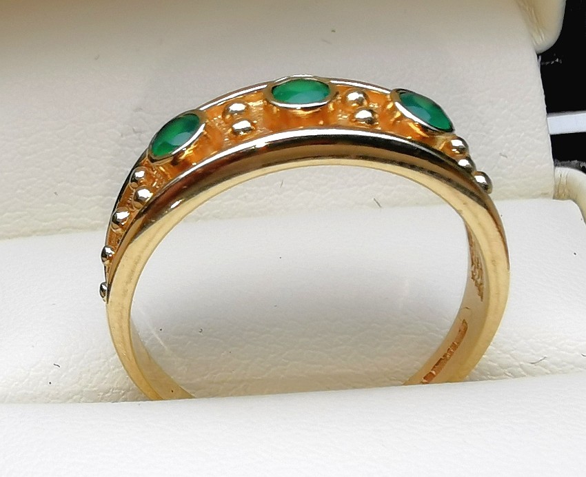 Preowned Bespoke Yellow Gold Byzantine Emerald Ring