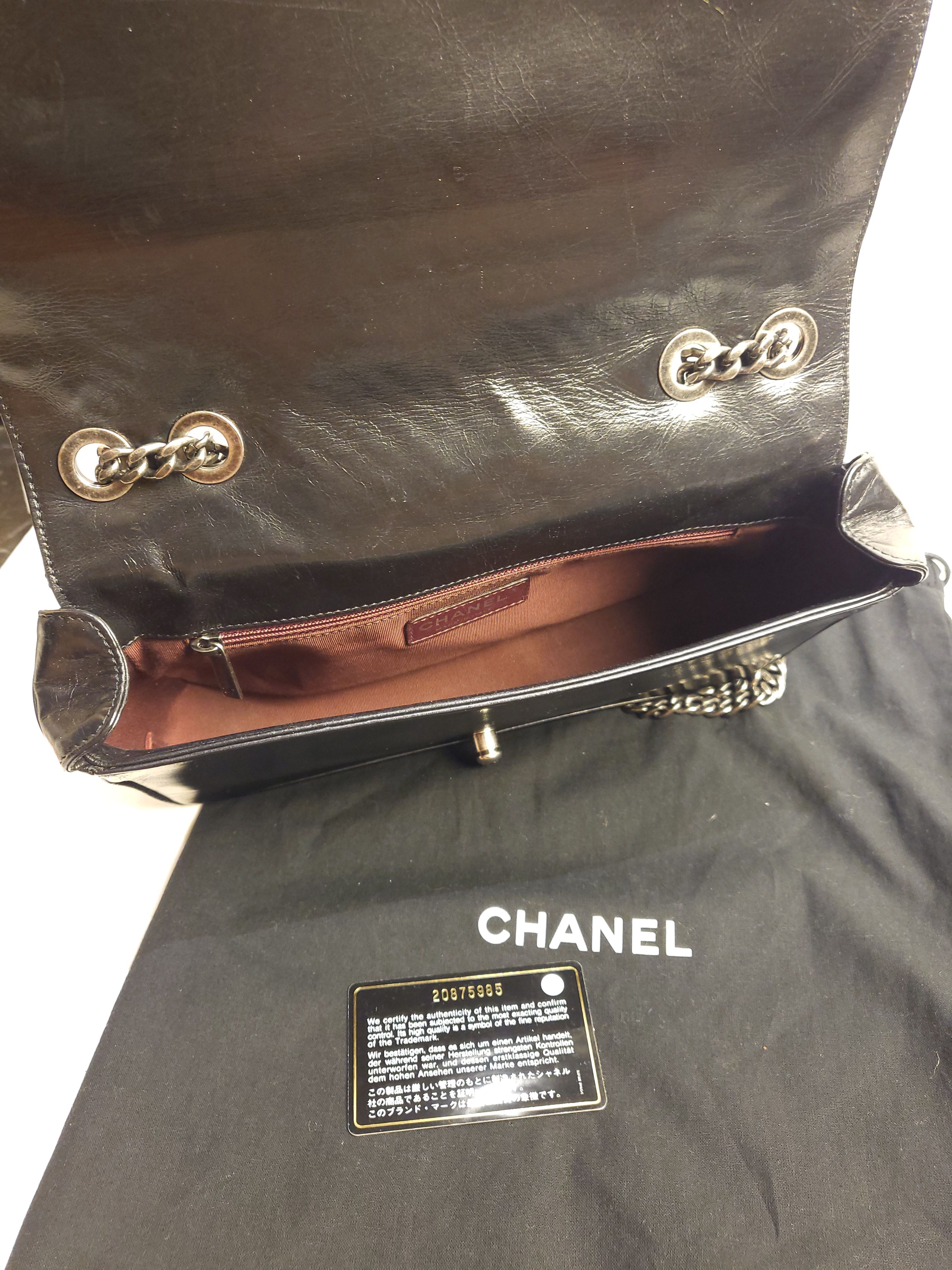 Preowned Chanel Black Diagonal  Quilted Leather Flap Bag