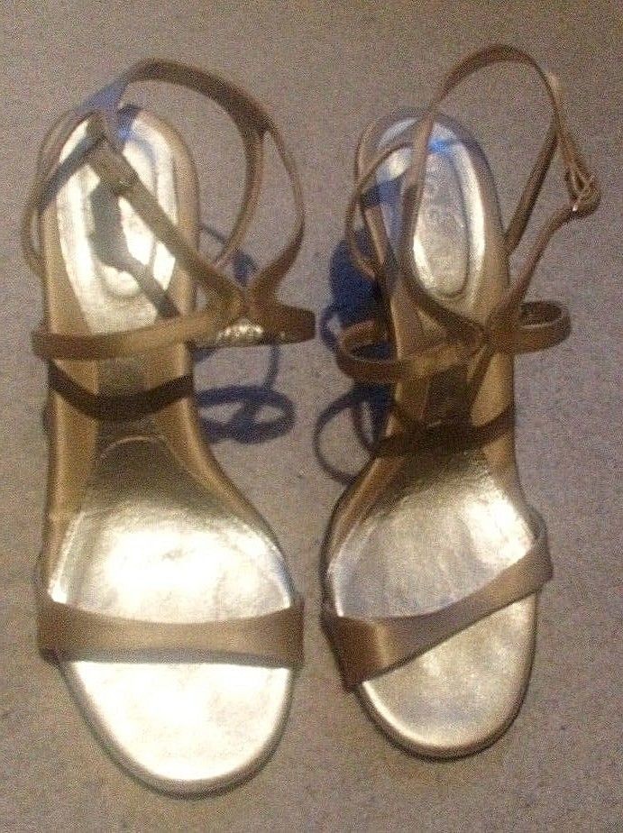 Preowned Hogan gold wedge heel  sandals Size 39 leather