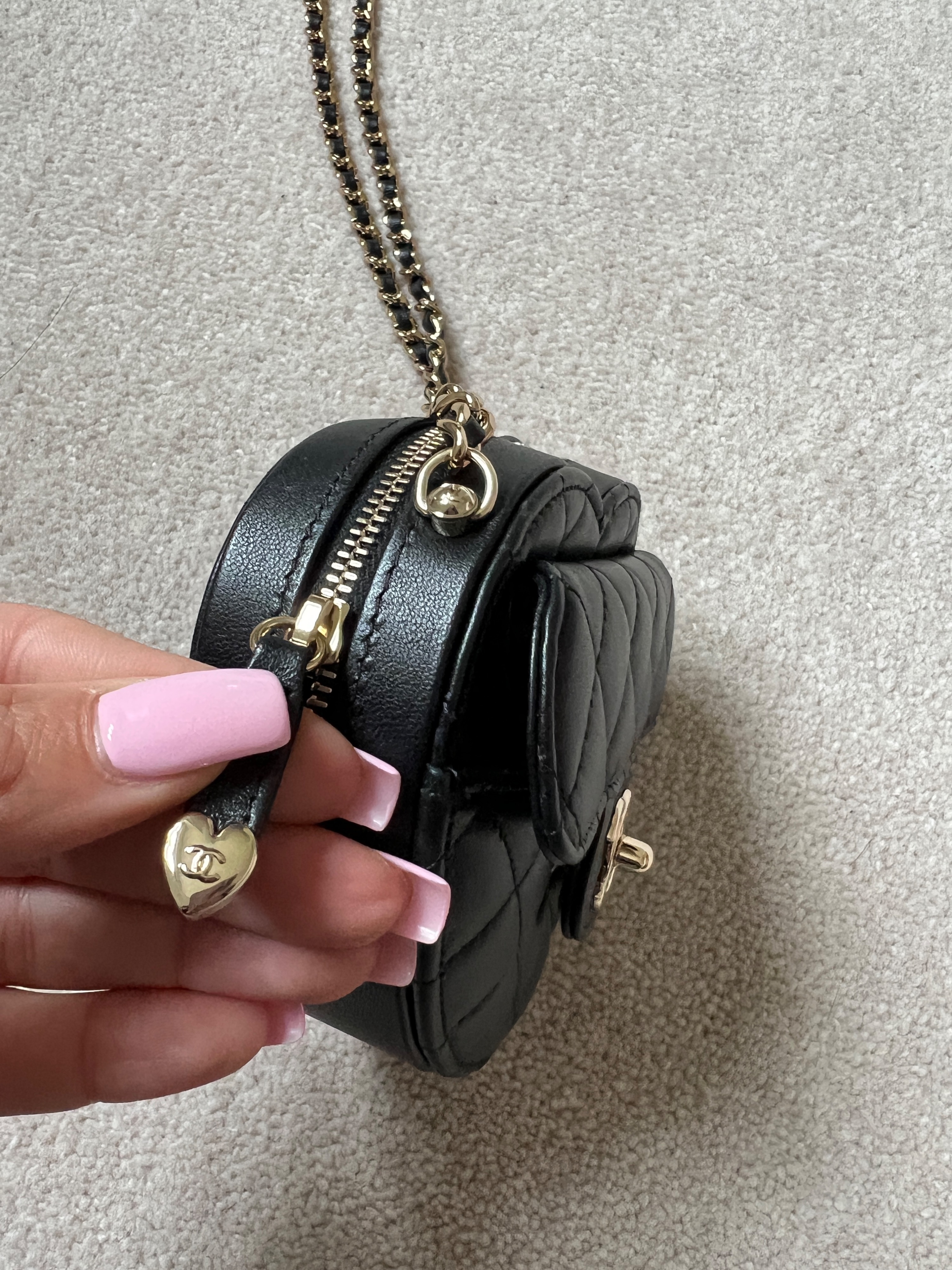 Preowned Chanel Small Black Lambskin Heart Bag leather