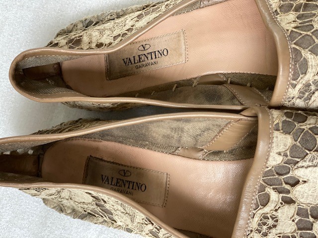 Preowned Valentino beige lace espadrilles Size 39 Beige/Nude leather