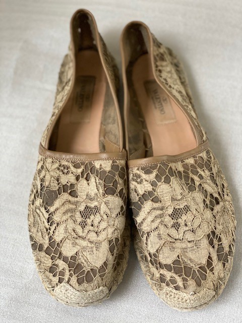 Preowned Valentino beige lace espadrilles Size 39 Beige/Nude leather