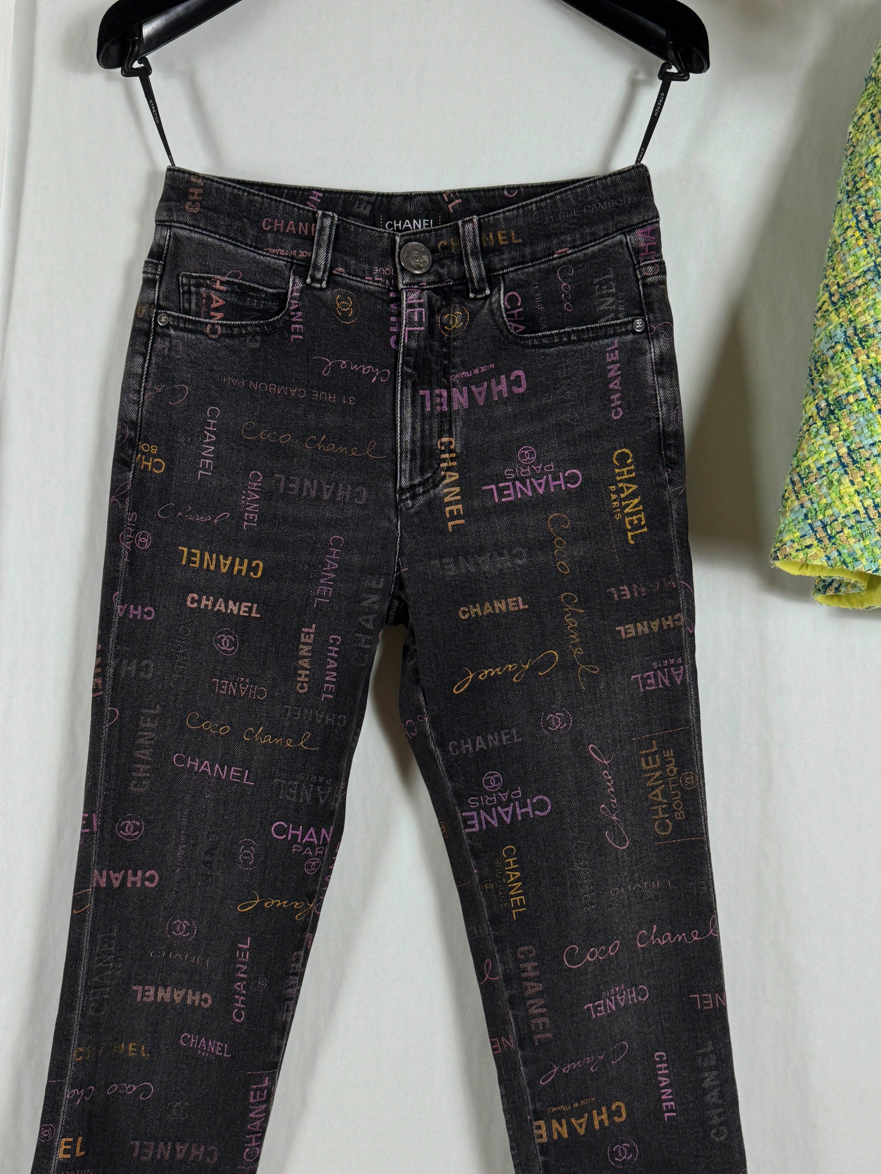 Preowned Chanel Black CC Logo Graffiti Print Jeans Size S anthracite denim