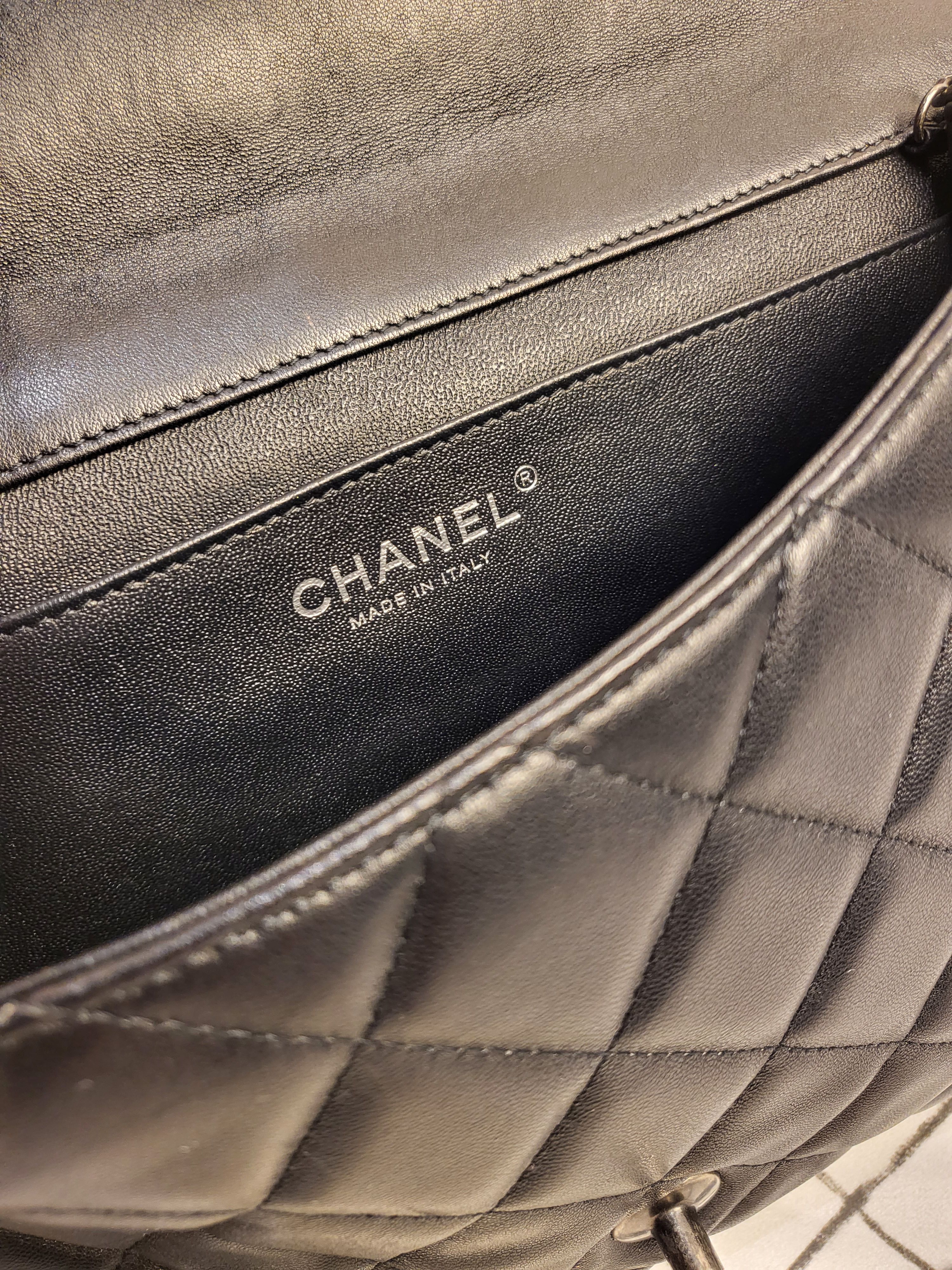 Preowned Chanel Lambskin Quilted CC Timeless Envelope Flap Bag Black leather