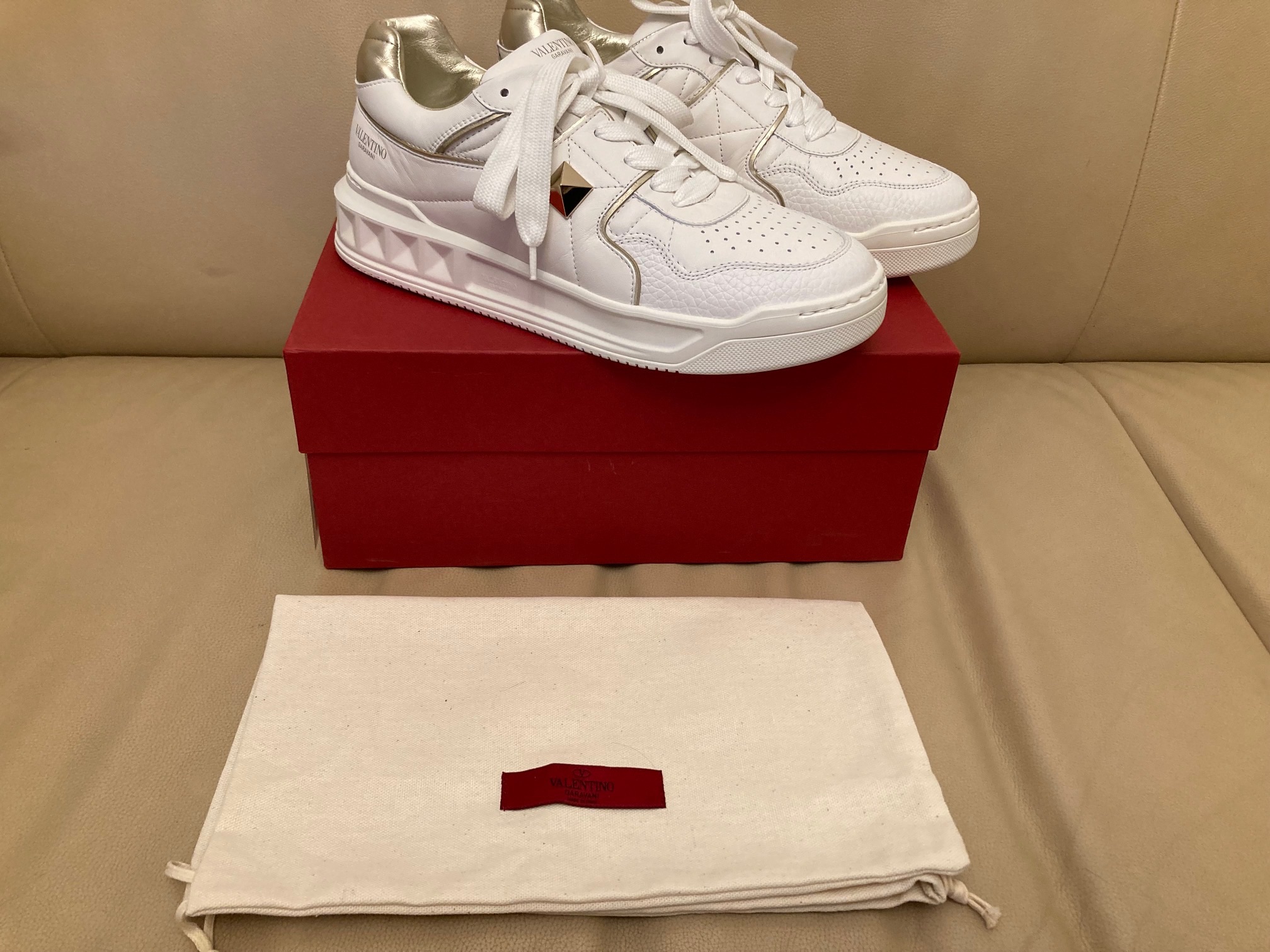 Valentino Nappa One-Stud Low Top Sneakers Size 40 white leather