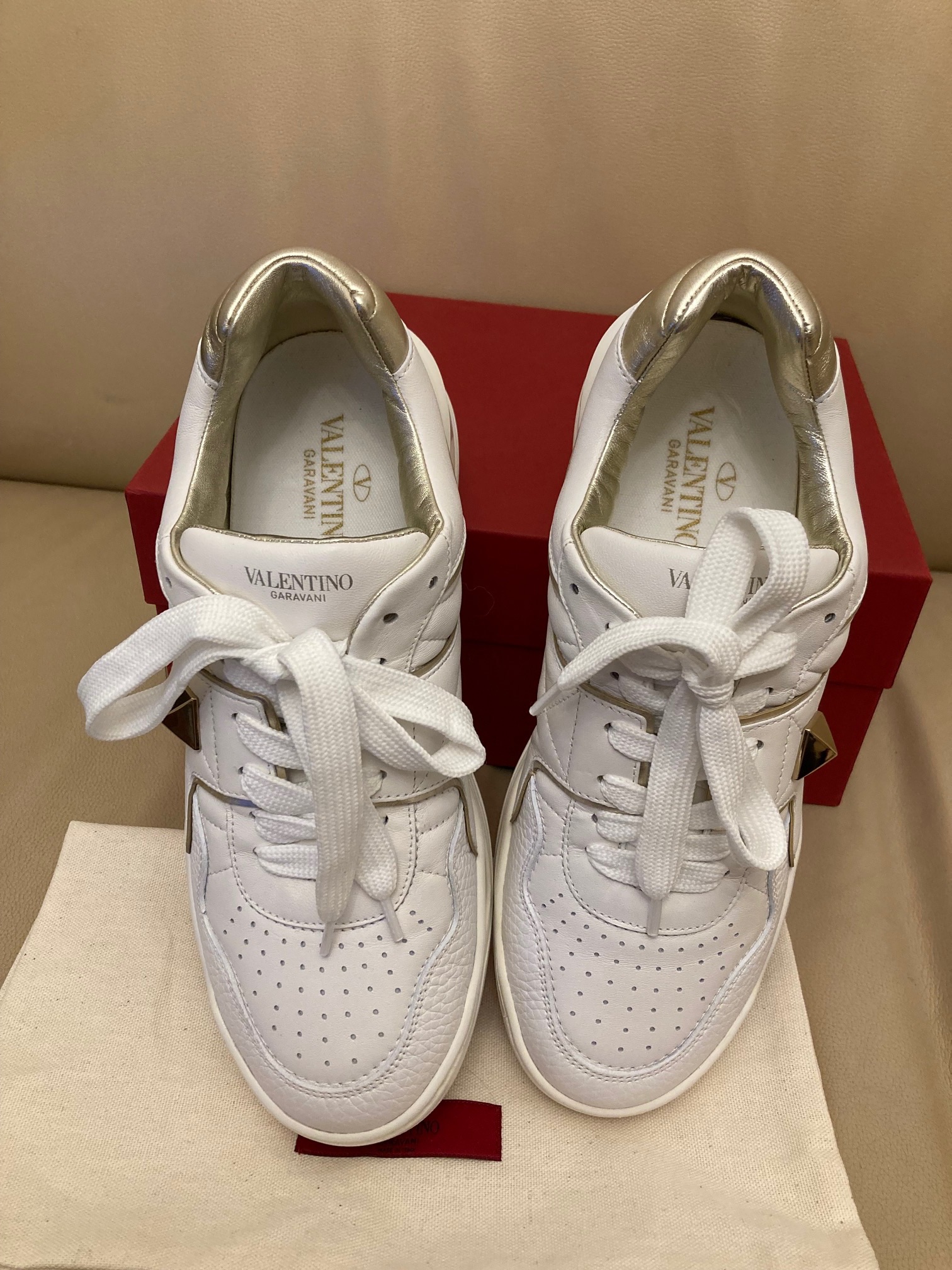 Valentino Nappa One-Stud Low Top Sneakers Size 40 white leather