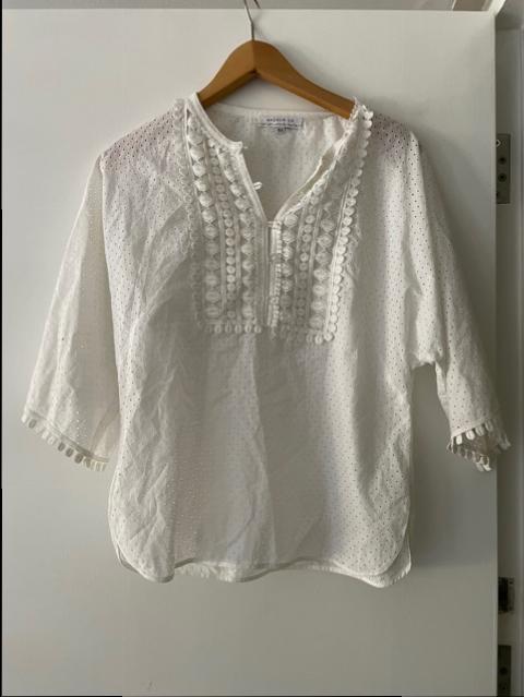 Preowned Andrew GN Broderie Anglaise White Blouse Size L cotton