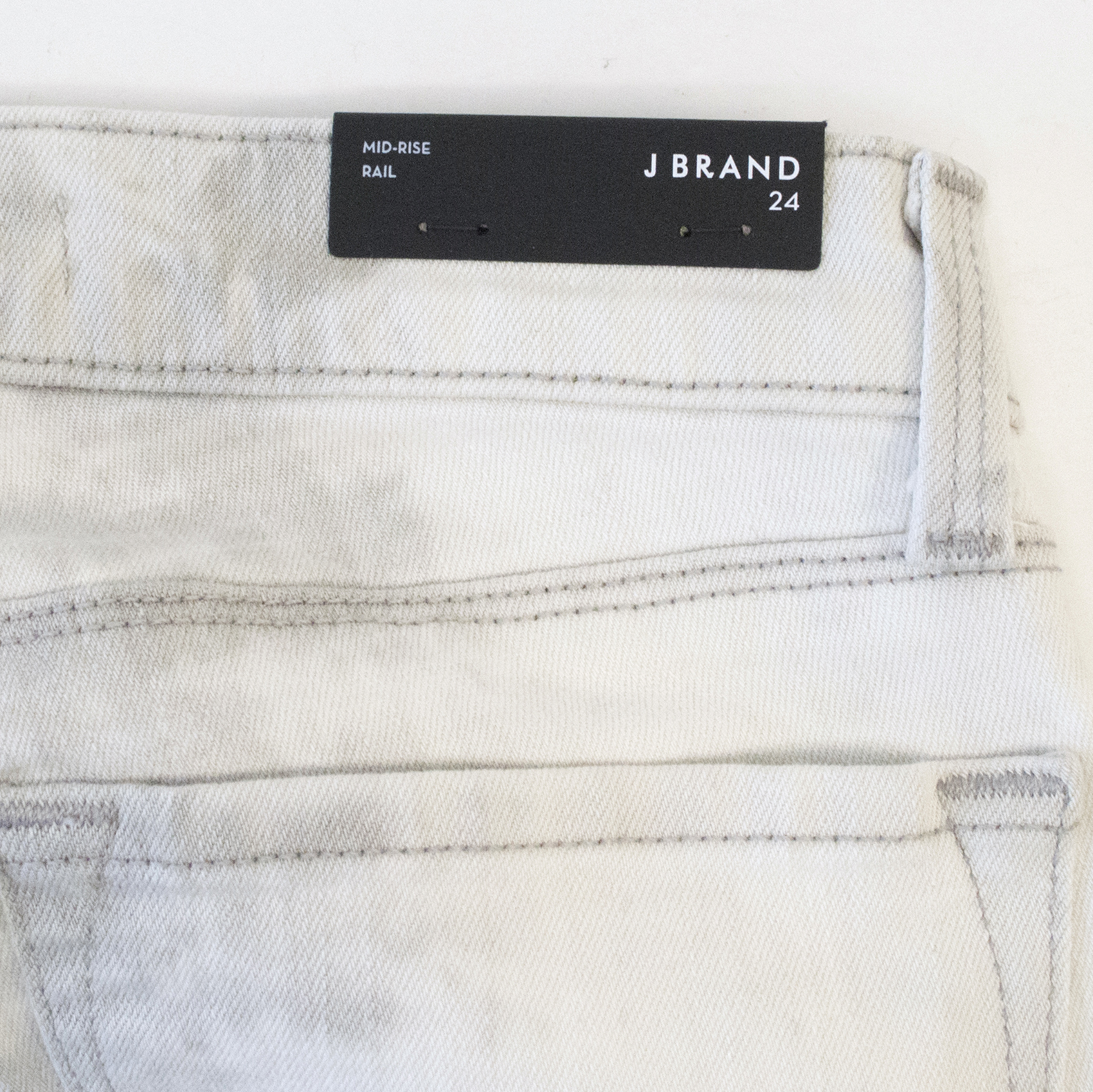 J Brand Rail Mid-rise Jeans in Fame Size 24/61 Grey cotton