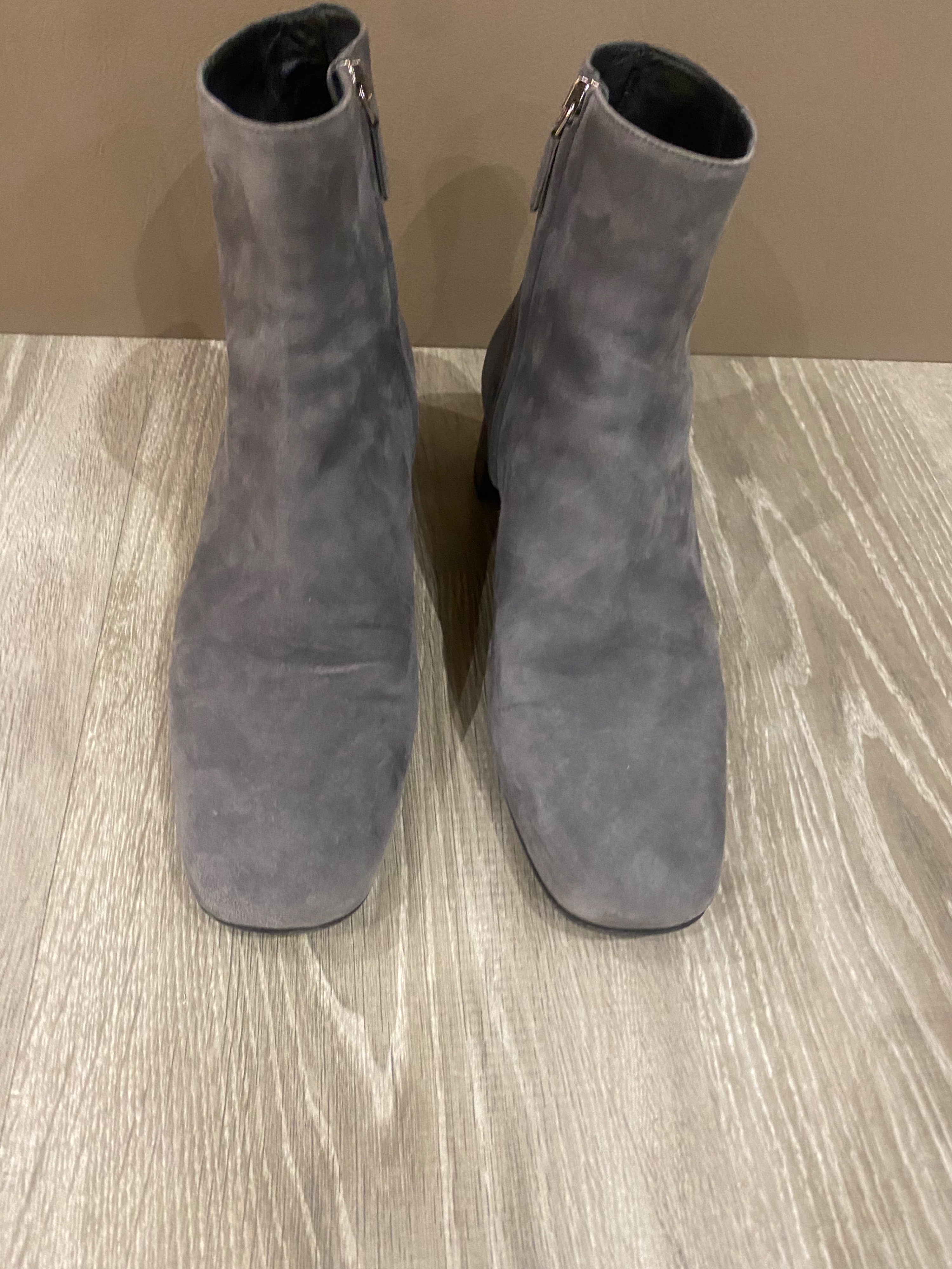 Preowned Prada Grey Suede Plaque Heel Ankle Boots Size 385 leather