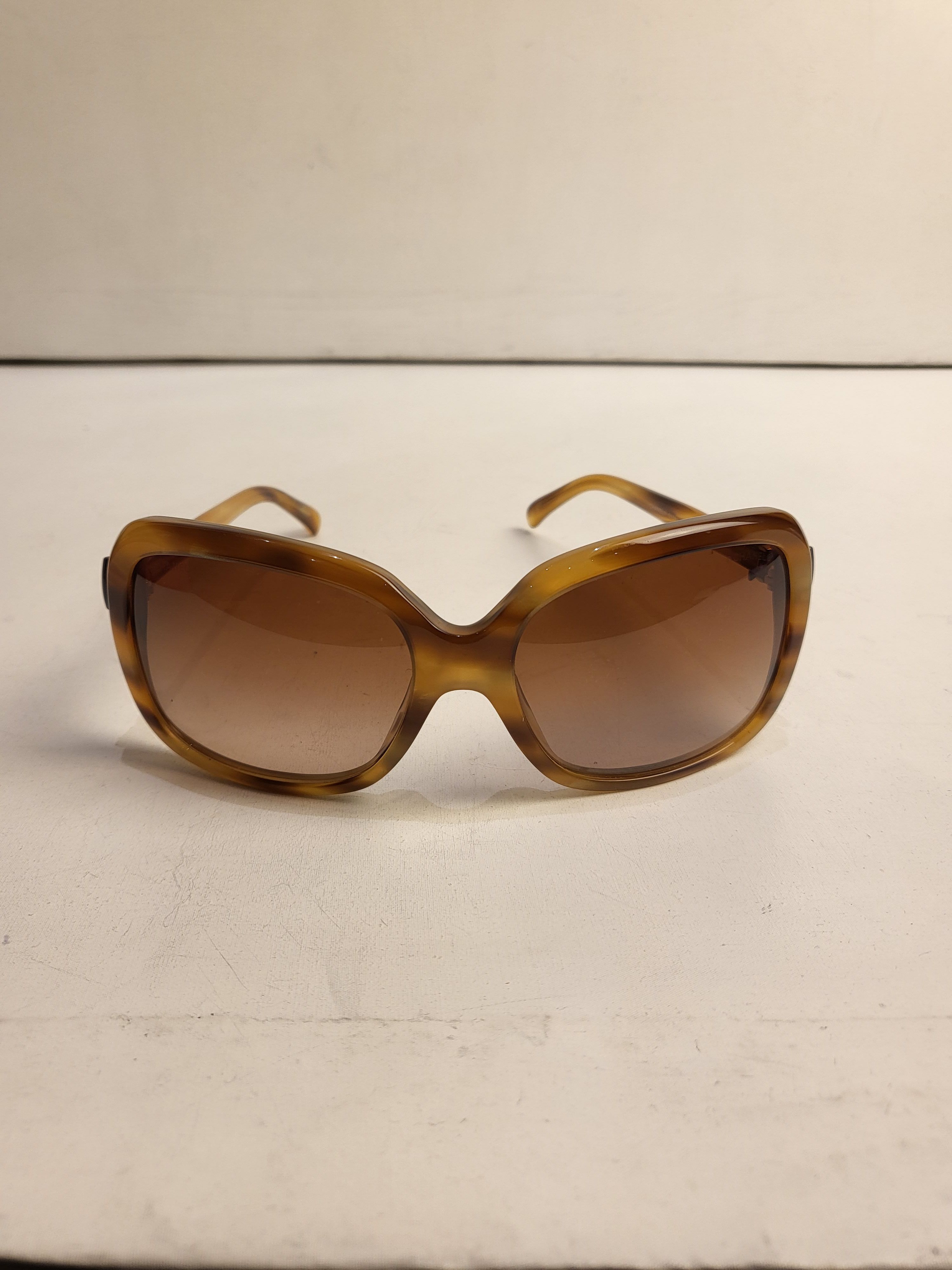 Preowned Chanel Brown Havana Sunglasses acetate