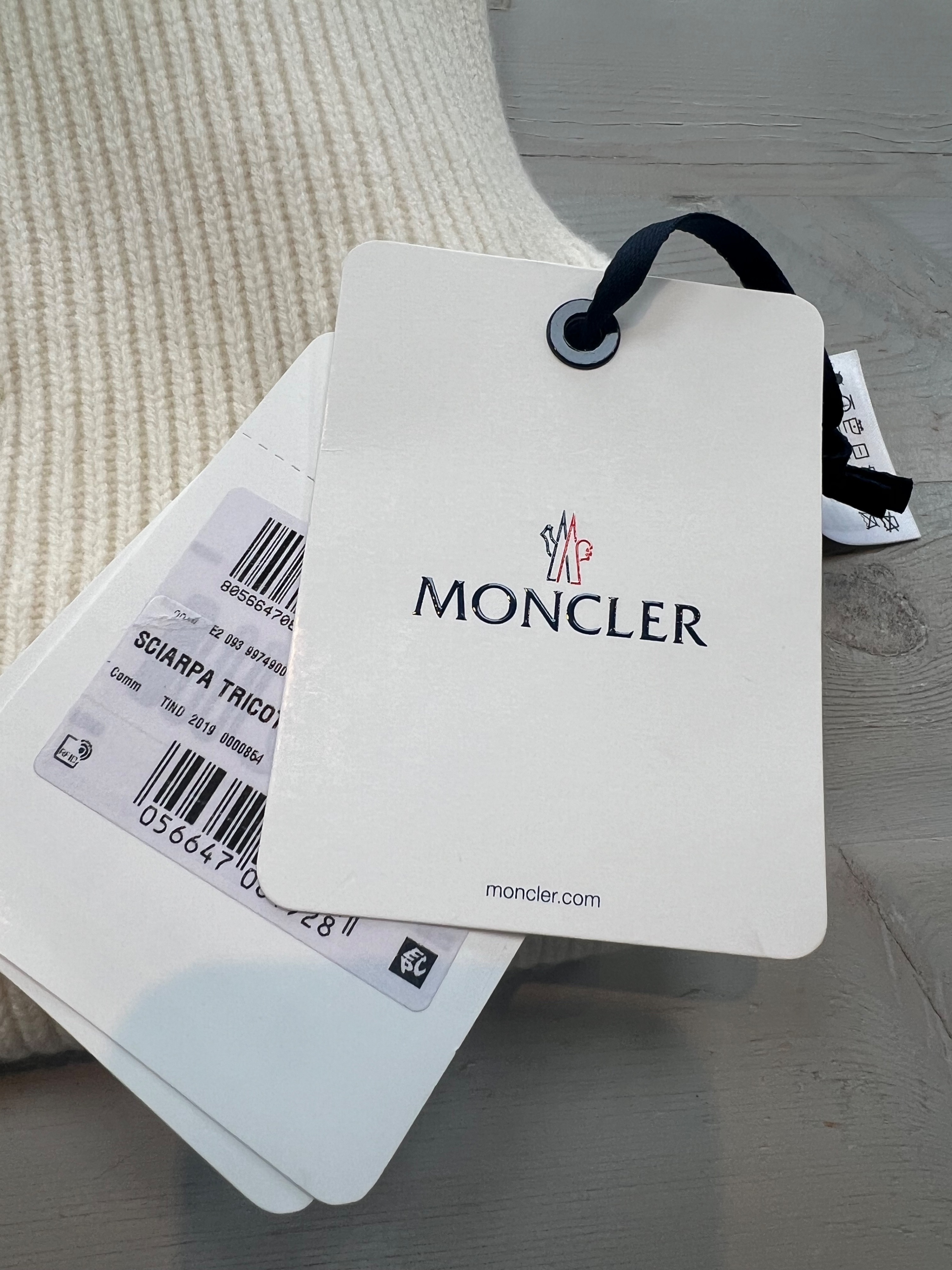 Moncler Cream Ribbed Scarf wool