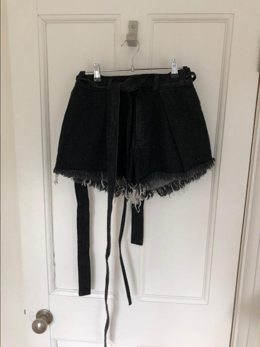 Marques'Almeida Raw Cut Cotton Denim Shorts Size XXS Black