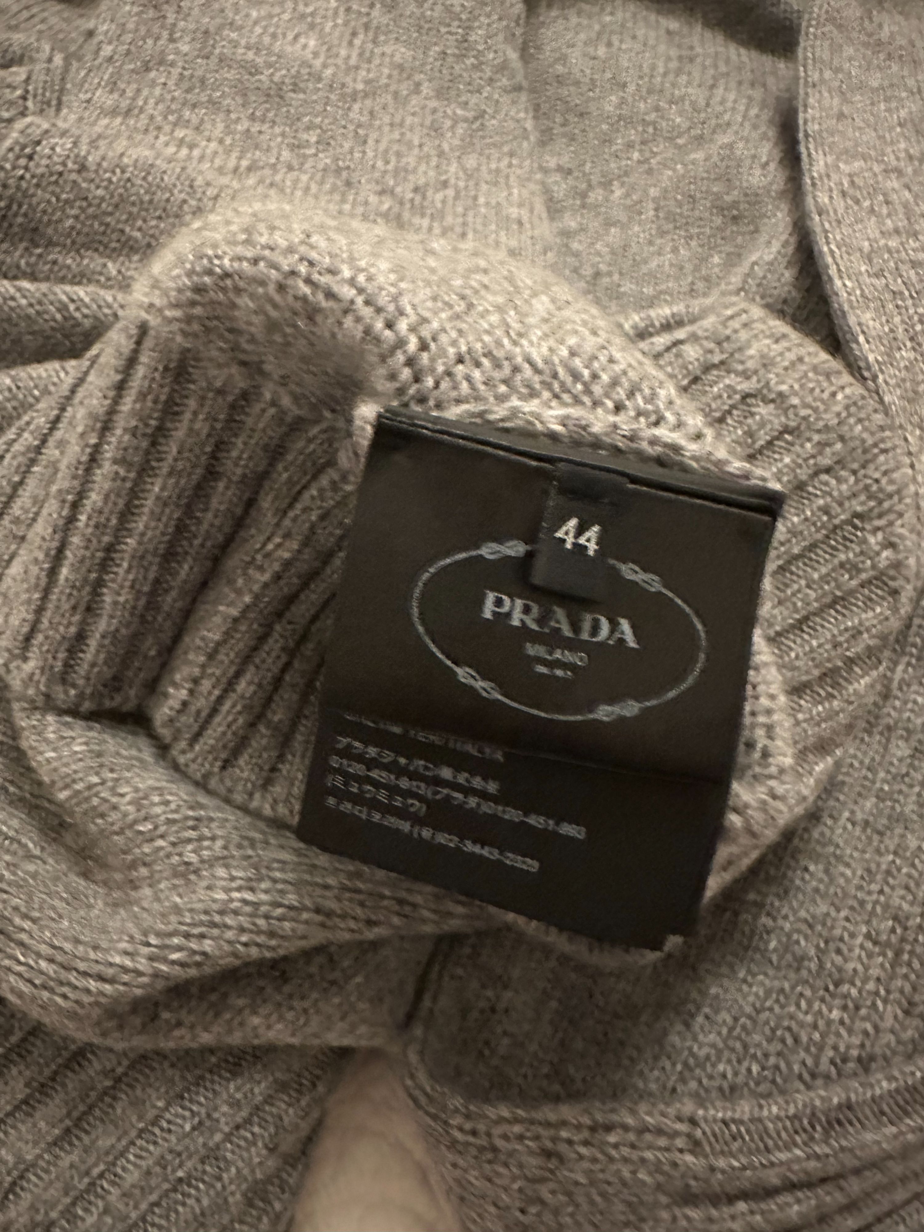 Prada Grey Crewneck Cashmere Jumper Size M cashmere wool