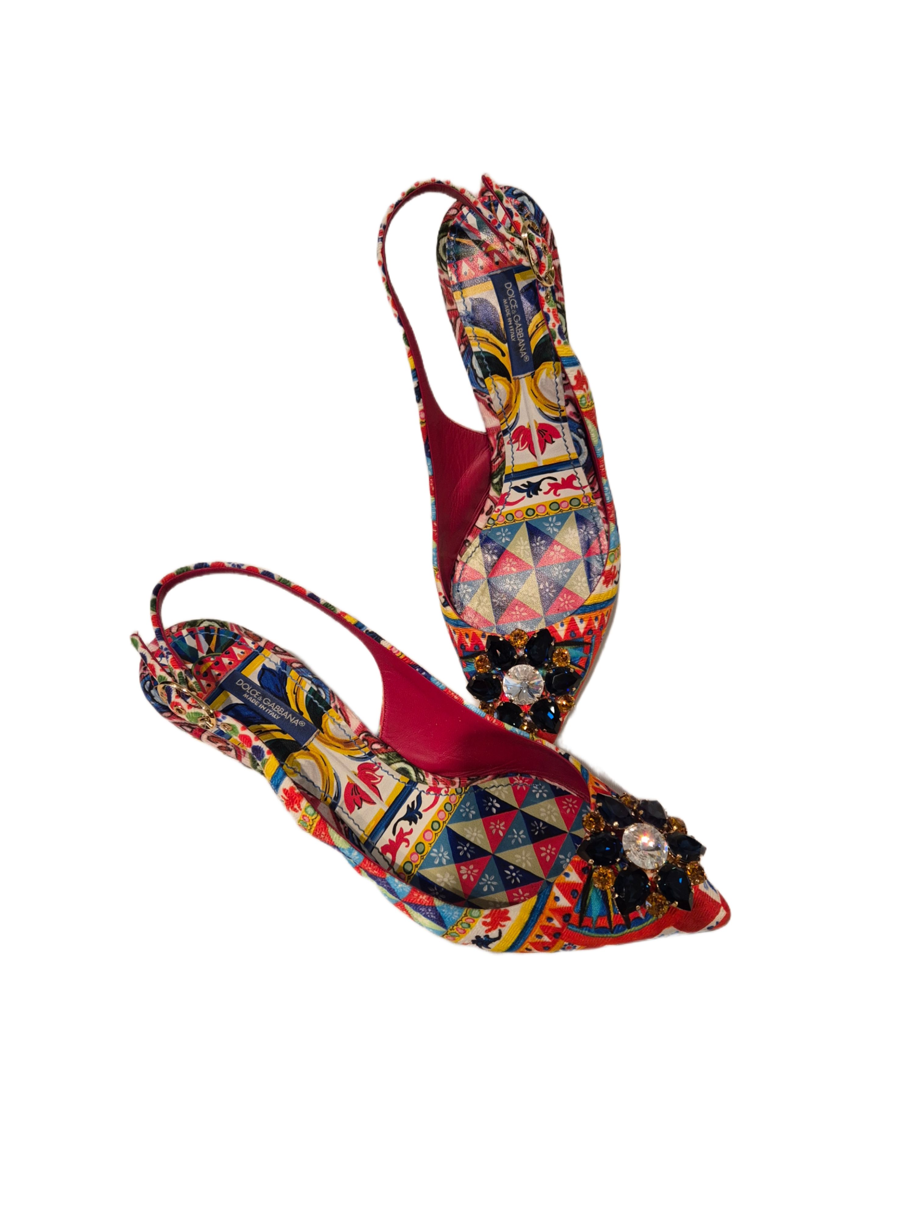 Preowned Dolce  Gabbana Multicoloured Bellucci Embellished Pumps Size 385 Multi cloth