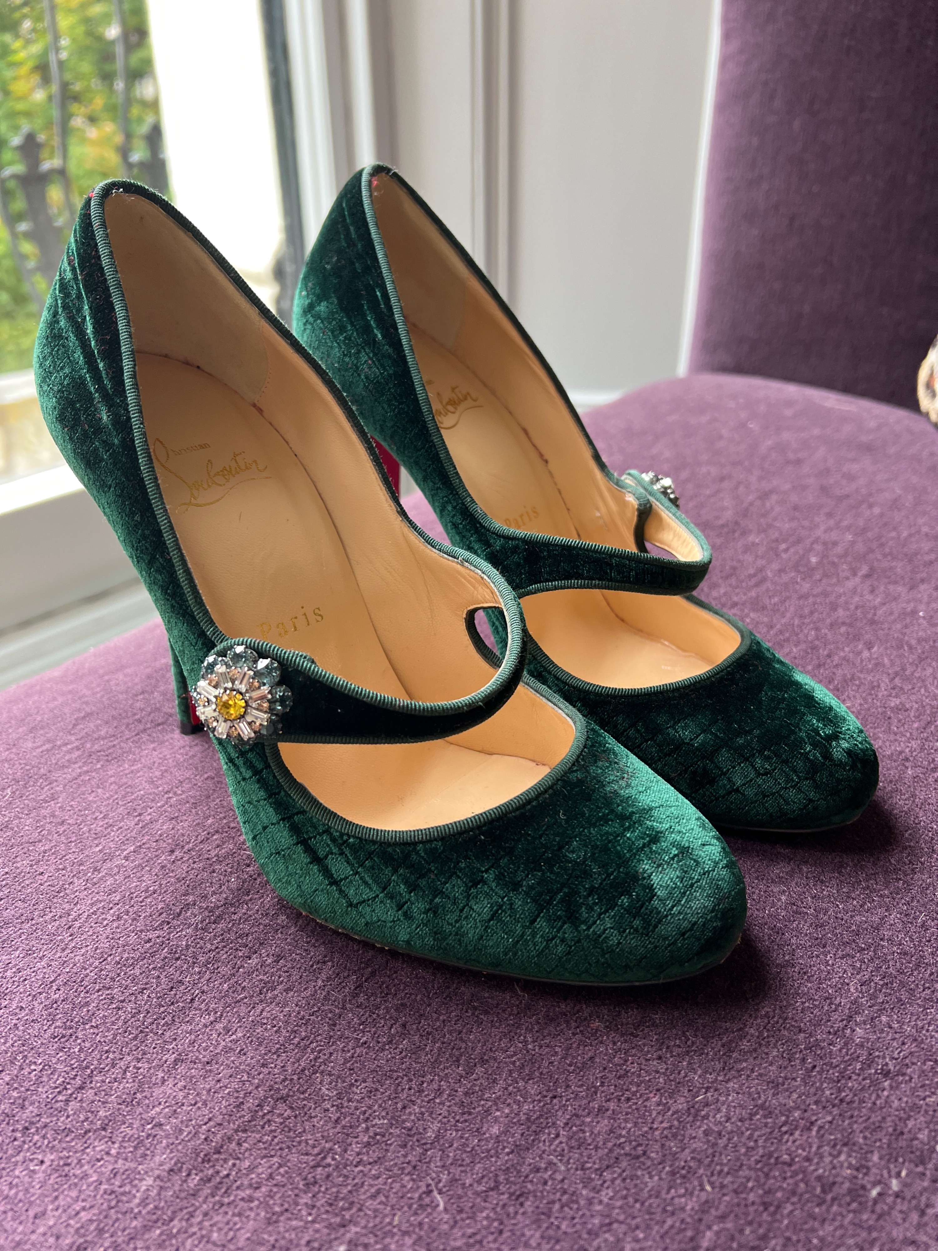 Preowned Christian Louboutin emerald-green velvet  snakeskin Mary Jane heeled pumps Size 39 Dark green