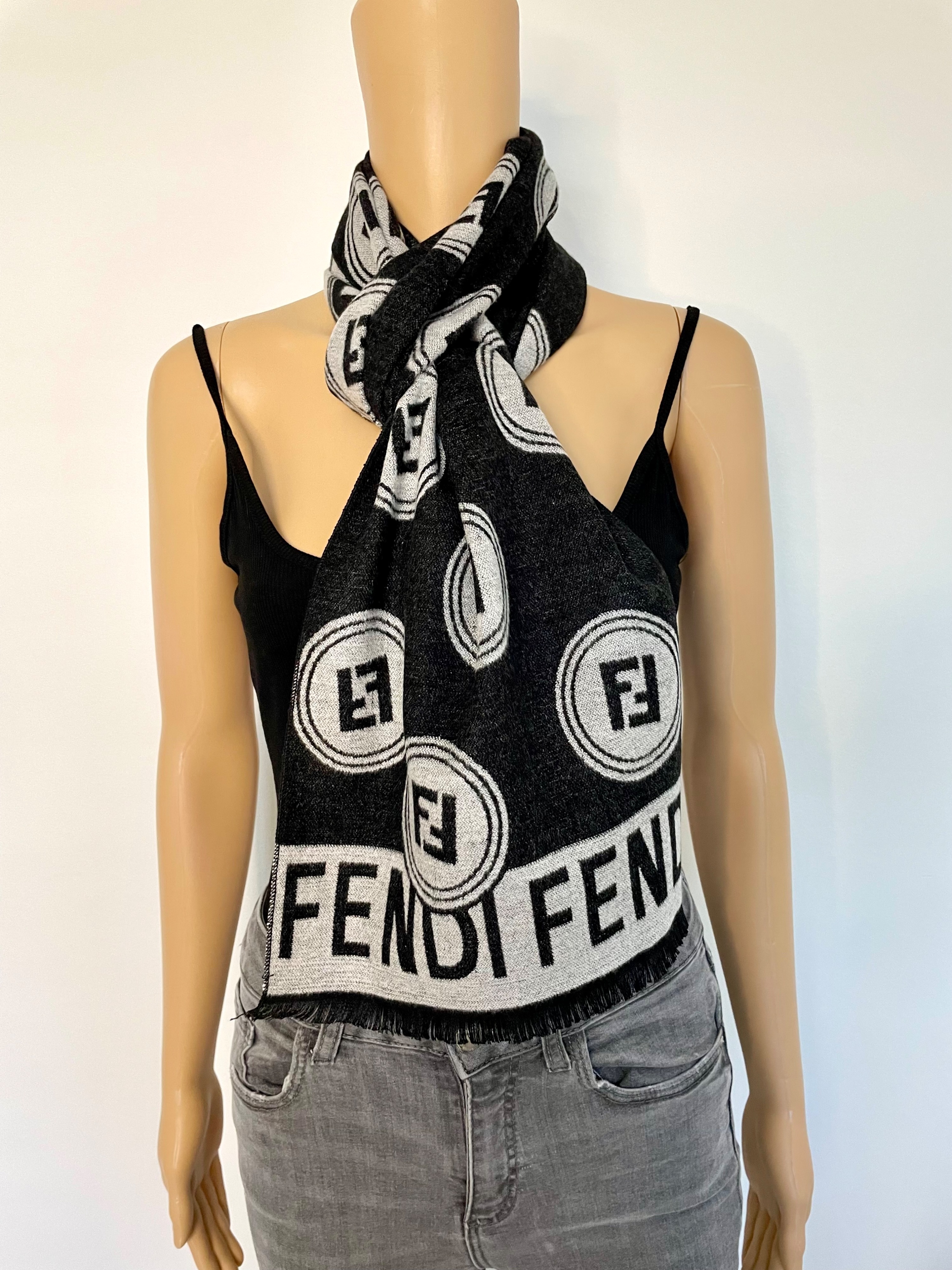 Fendi Black and White Logo Cashmere Scarf Size L Black/grey