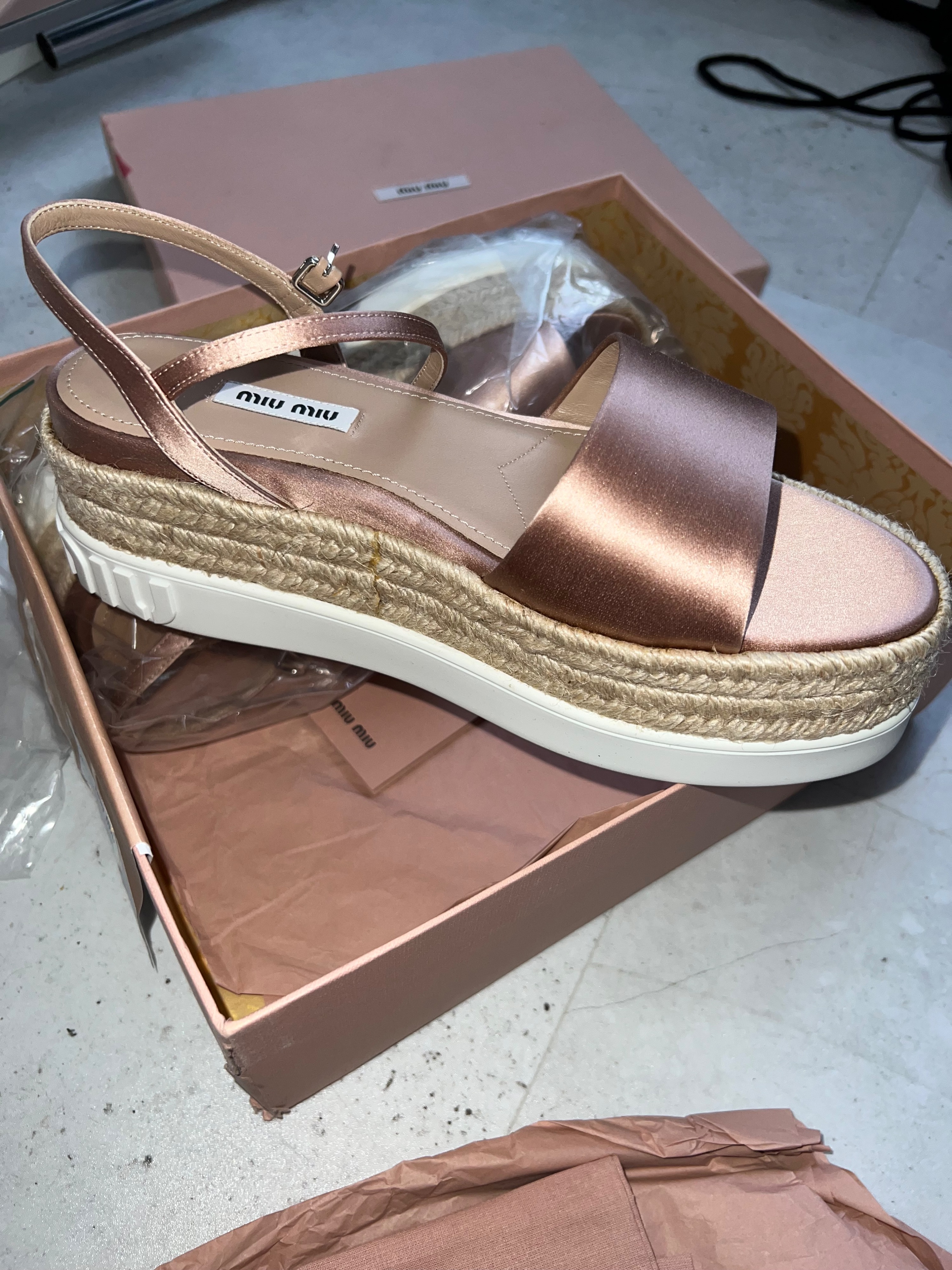 Miu Miu Platform Espadrille Sandals Size 39 Rose blush satin