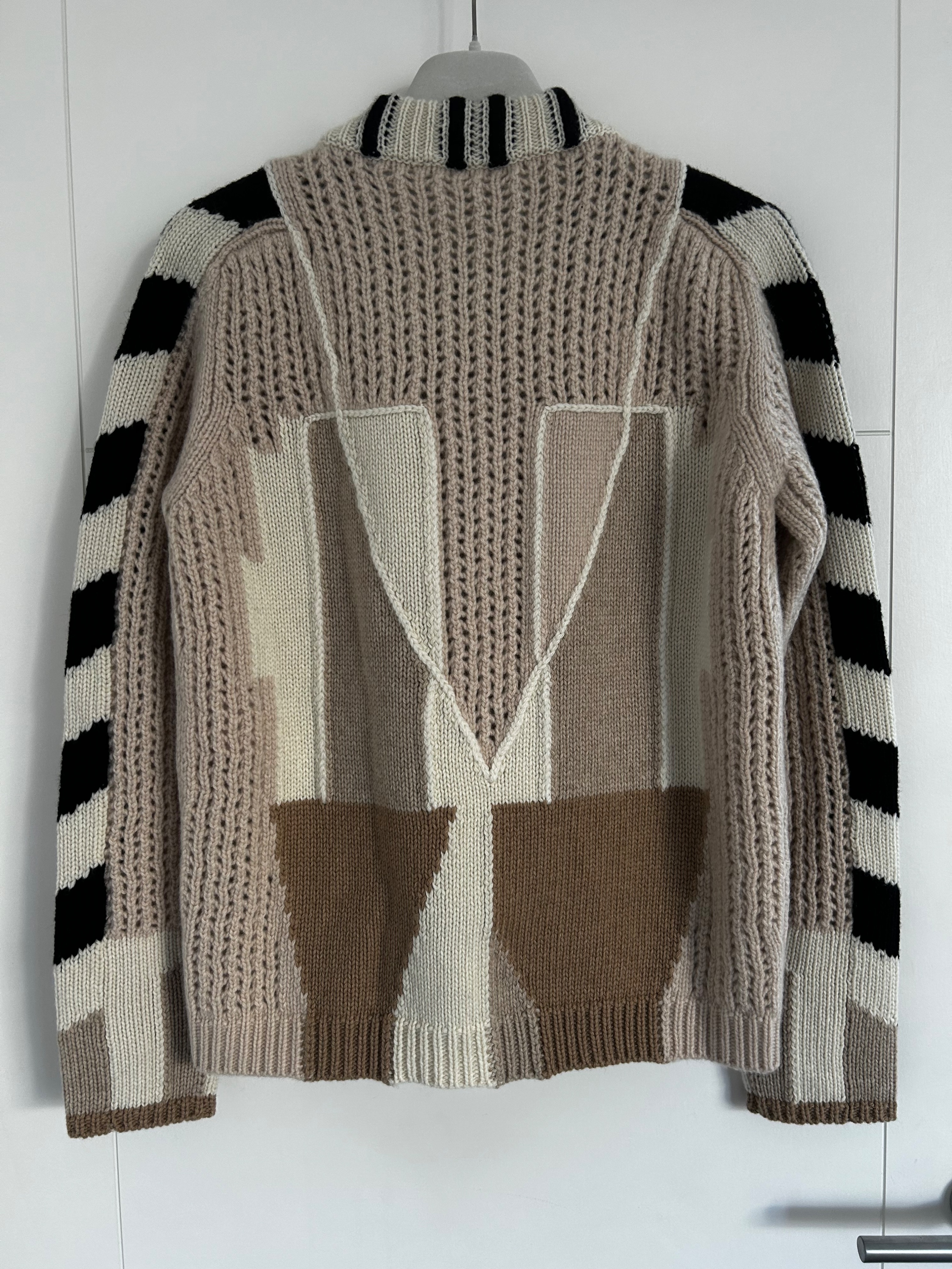 Chloe jacquard cashmere and wool blend graphic knitted jumper Size XS Beige cashmere/wool