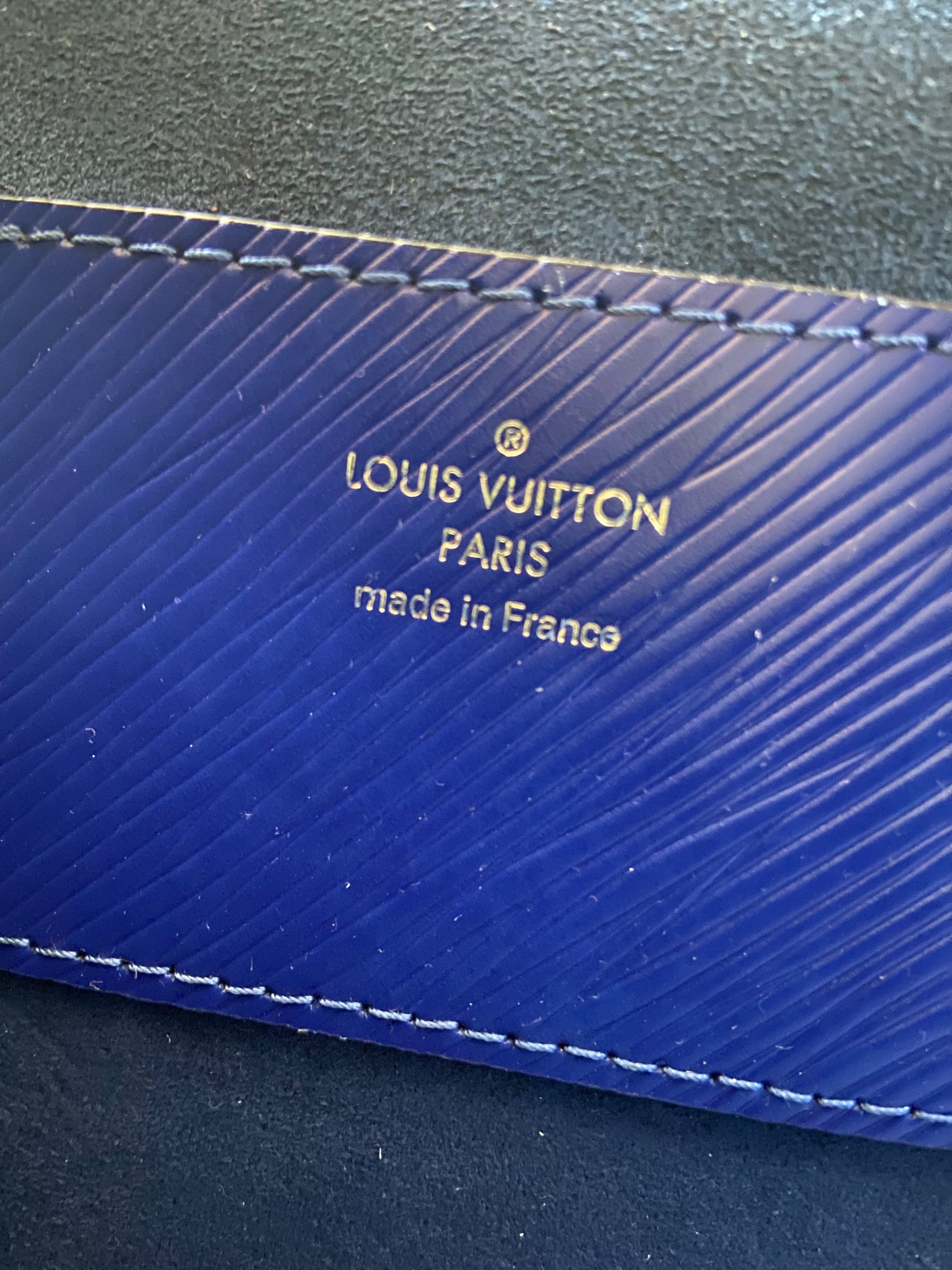 Preowned Louis Vuitton Epi Flamingo Twist MM Shoulder Bag Blue leather