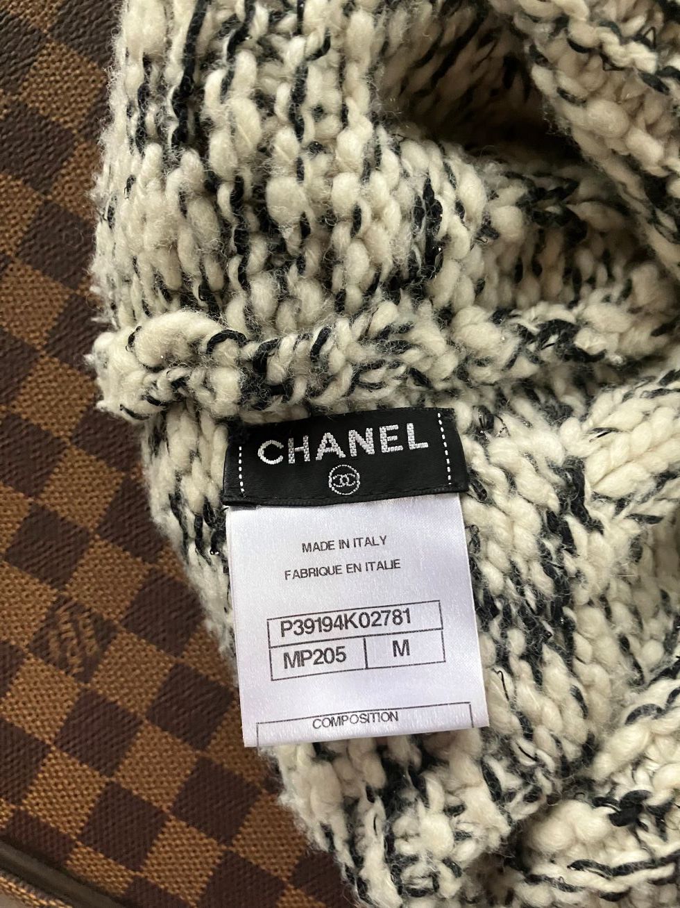 Preowned Chanel Wool  Cashmere Blend Beanie Size M grey