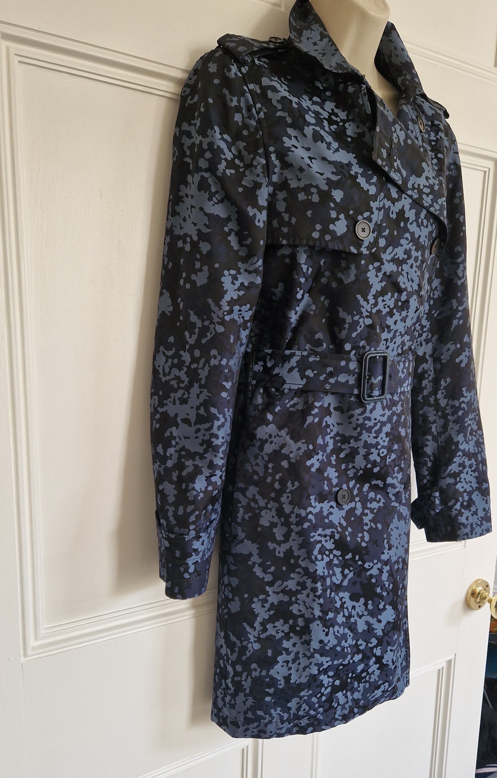 Preowned Joseph Camouflage Biba Trench Coat Size S Blue polyester