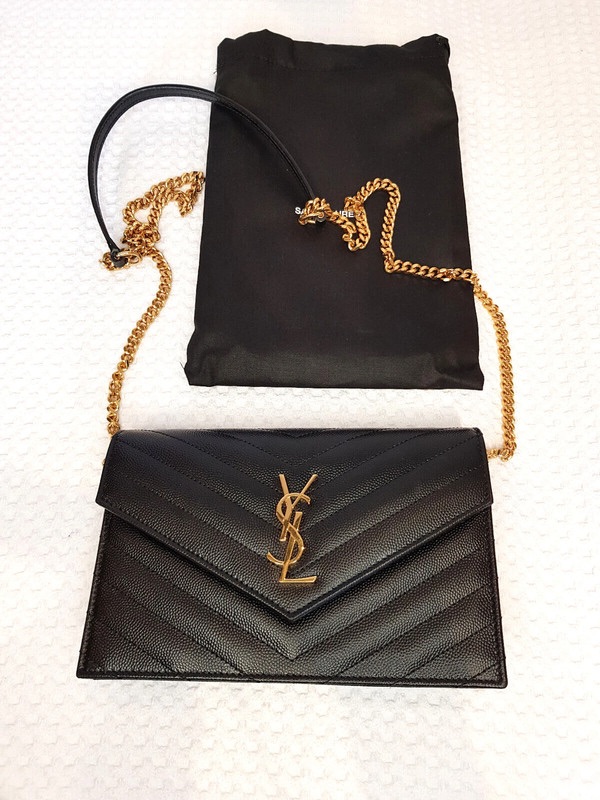 Preowned Saint Laurent Black Graine De Poudre Casandra Envelope Wallet on Chain grain de poudre leather calfskin