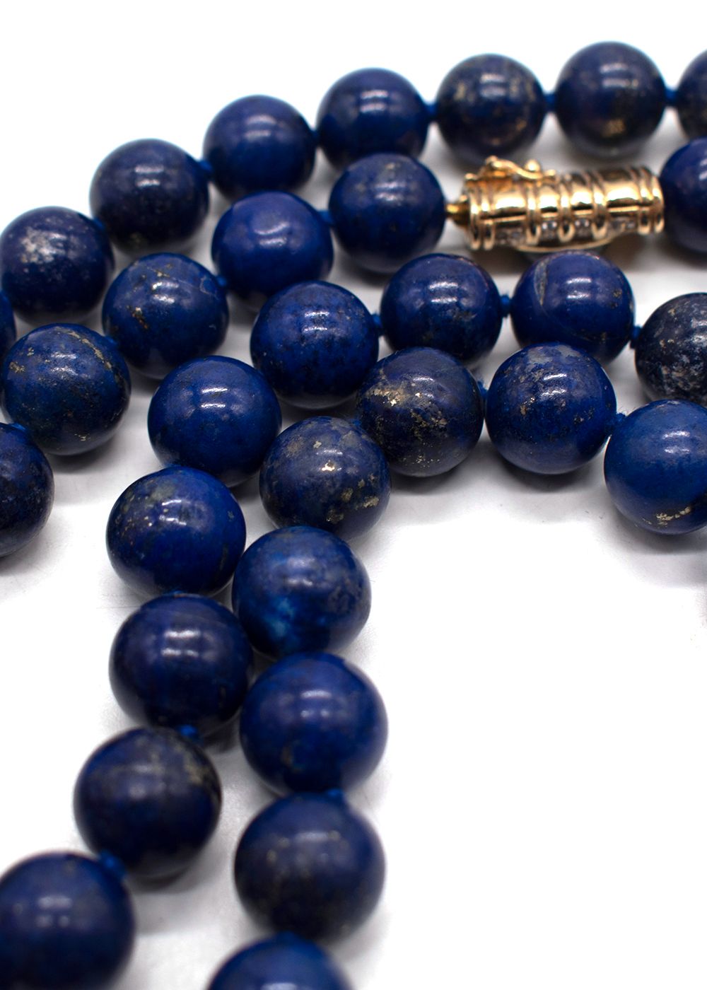 Preowned Bespoke Fine Quality Blue Agate Beaded Necklace deep blue