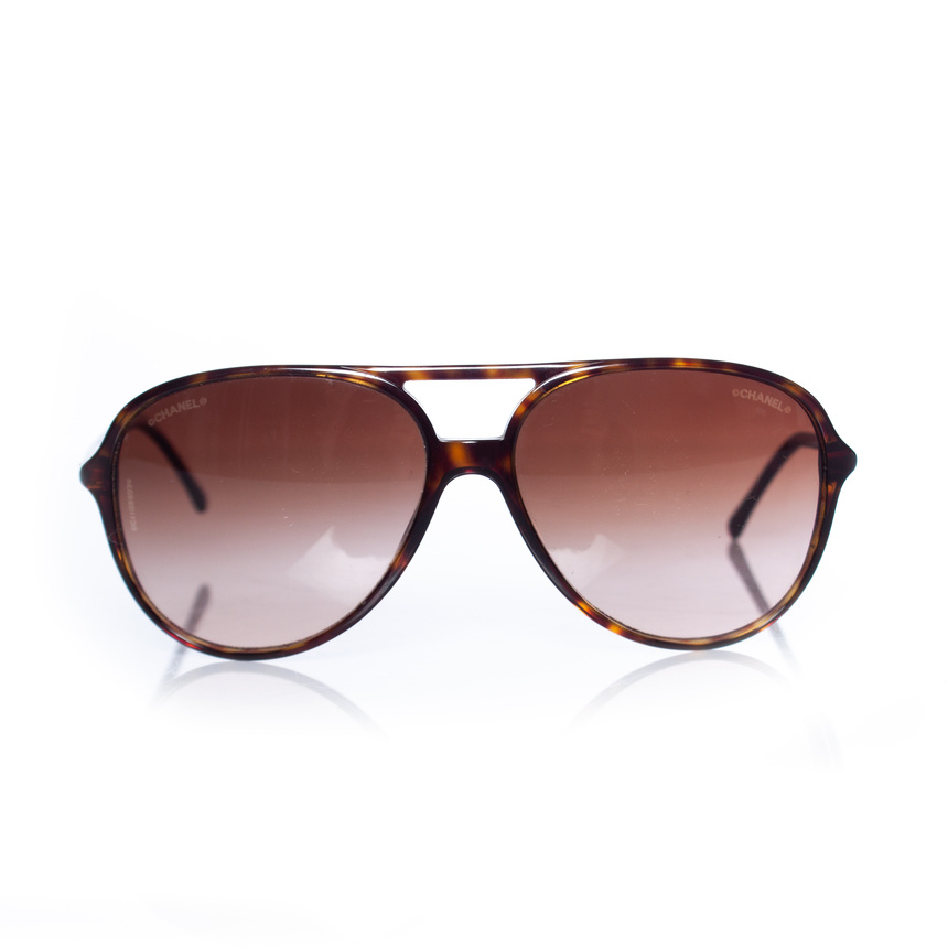 Preowned Chanel Tortoiseshell Aviator Sunglasses brown plastic