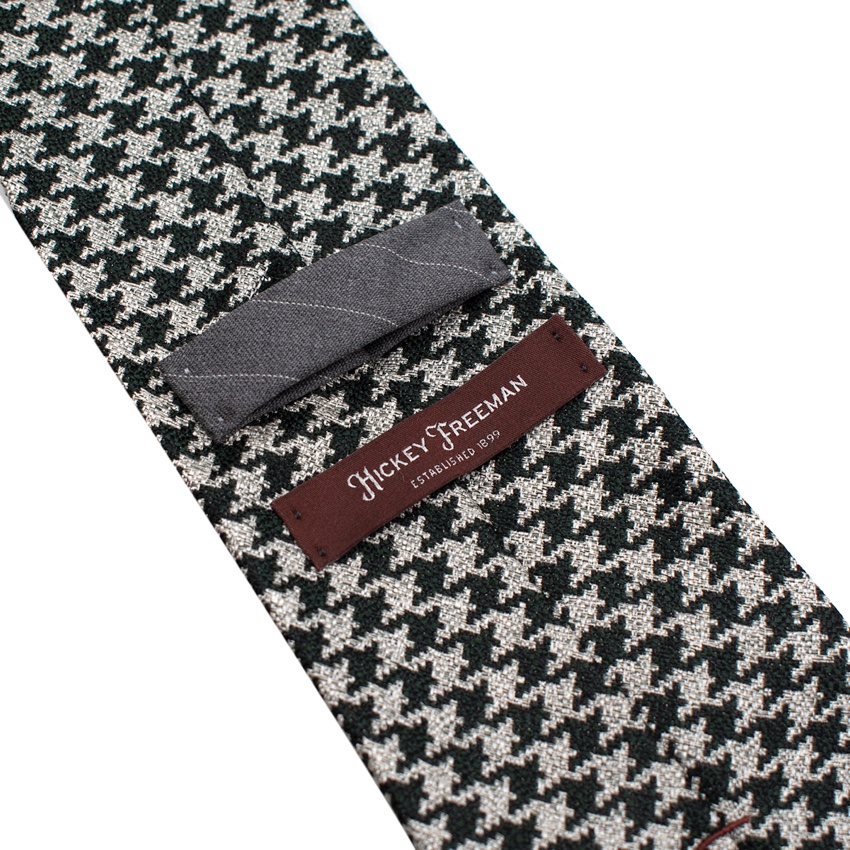 Men's Preowned Hickey Freeman Green  Grey Houndstooth Tie Black  White silk