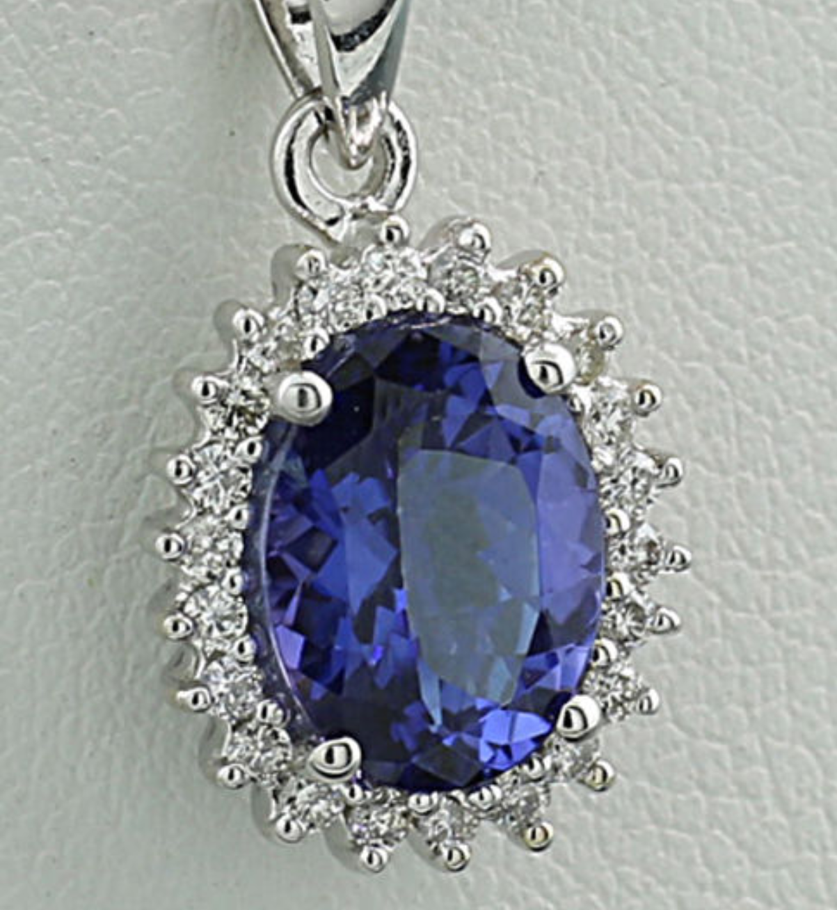 Preowned Bespoke 14kt White Gold Diamond  Tanzanite Pendant