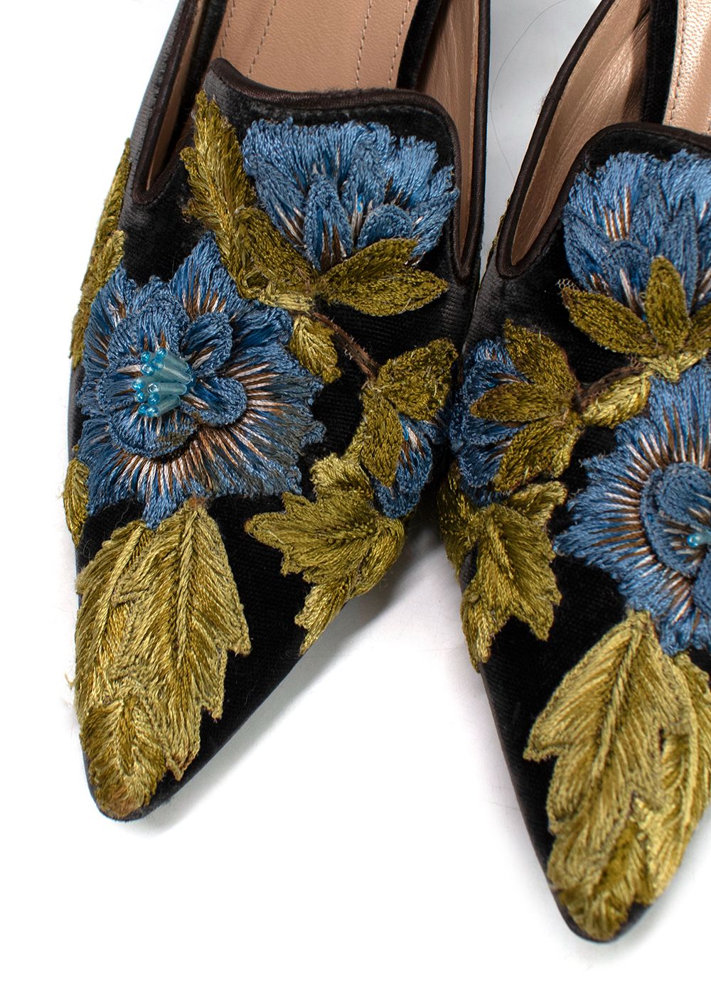 Preowned Alberta Ferretti Grey Velvet Blue Flower Embroidered Heels Size 40 Black blue and green