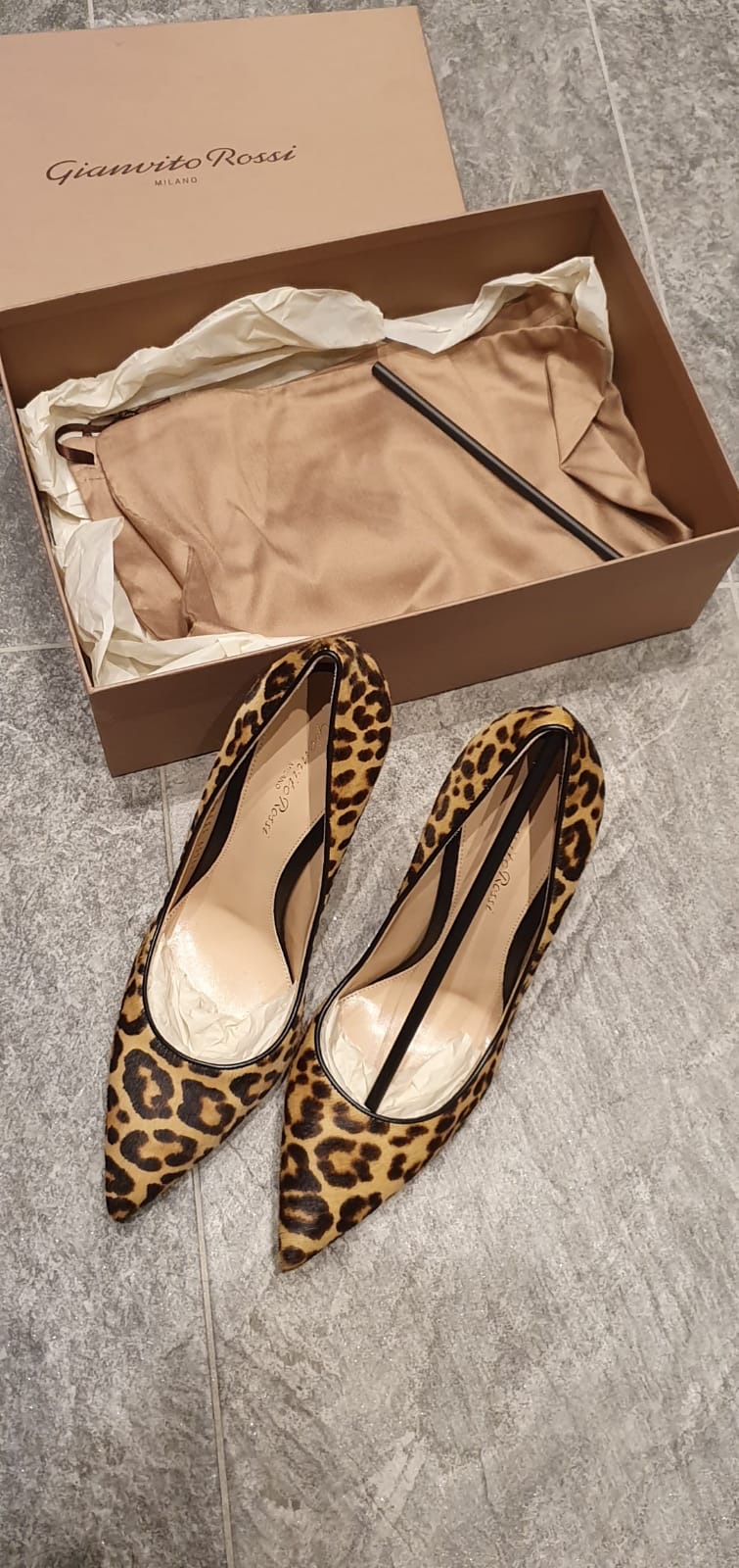 Gianvito Rossi Gianvito leopard-print calf hair pumps Size 385 Animal Print pony style calfskin