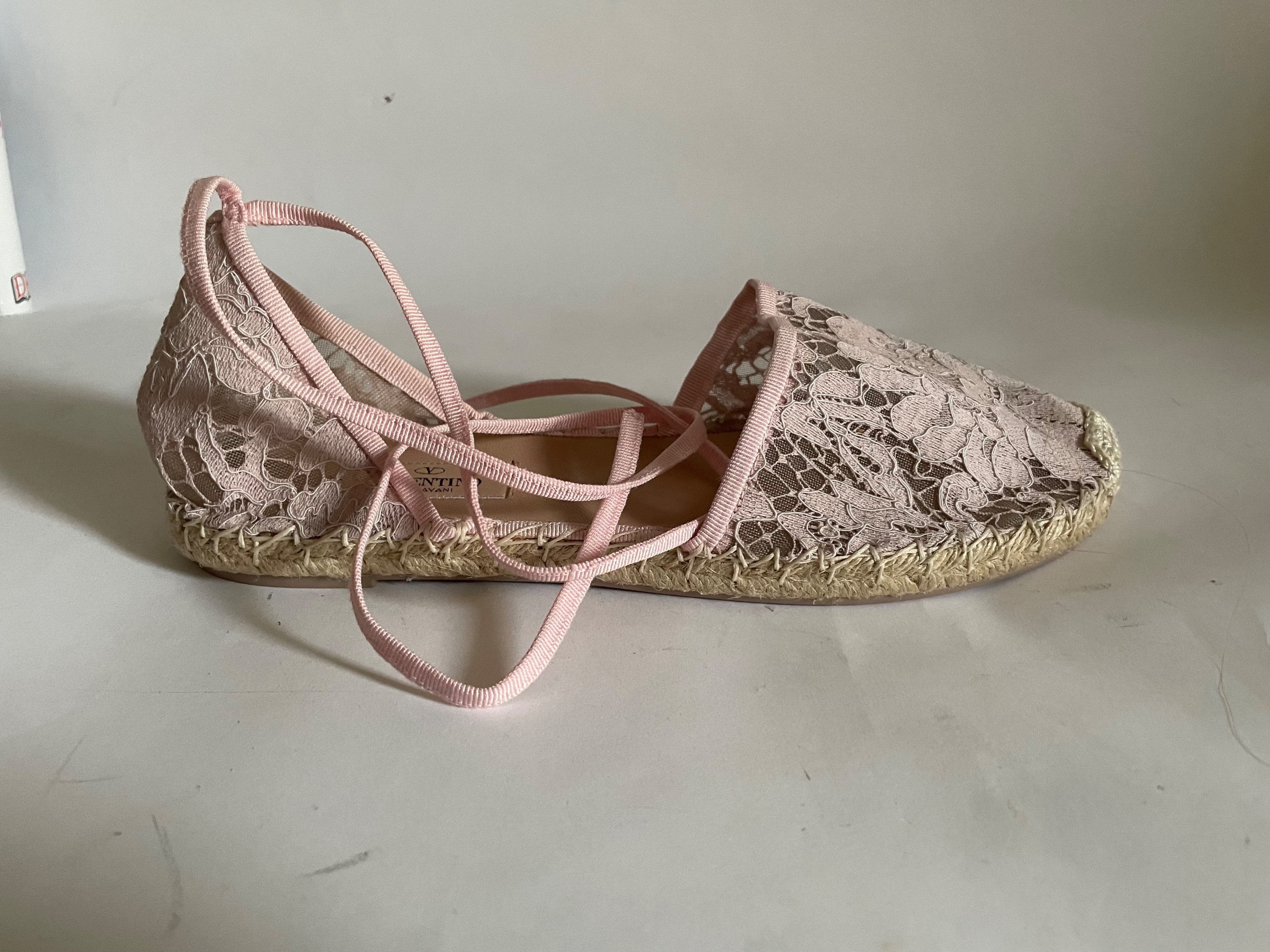 Preowned Valentino Pink Lace Ankle Tie Espadrilles Size 39 lace/leather/raffia