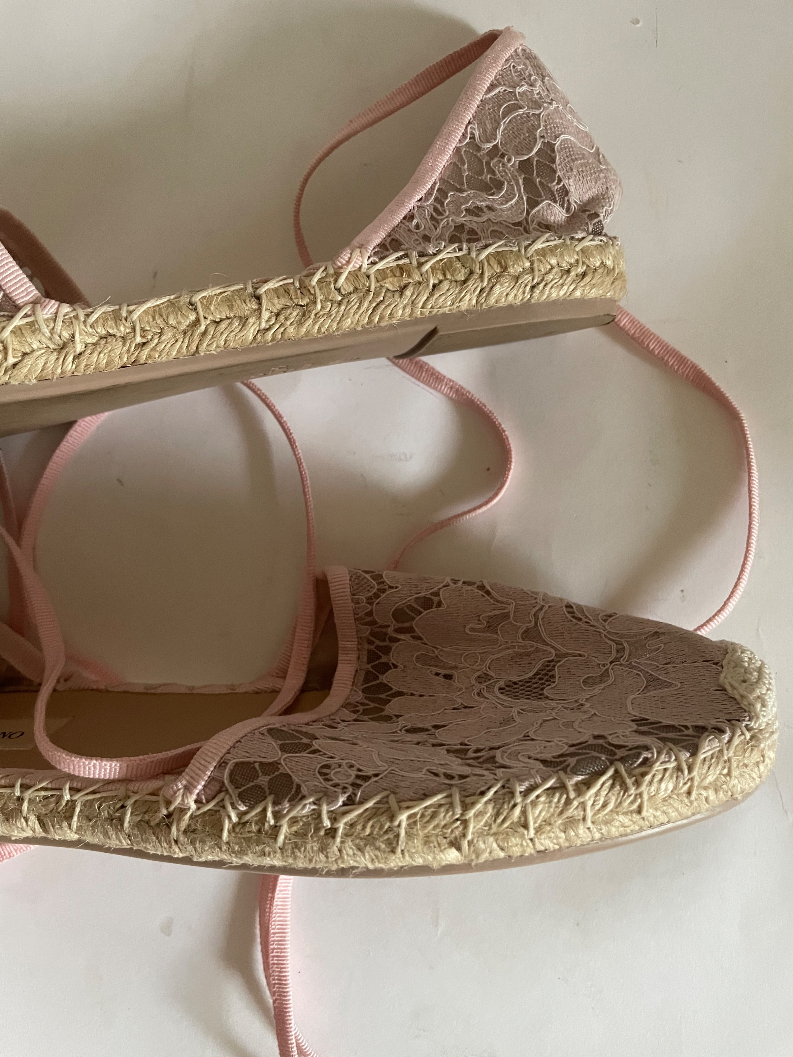 Preowned Valentino Pink Lace Ankle Tie Espadrilles Size 39 lace/leather/raffia