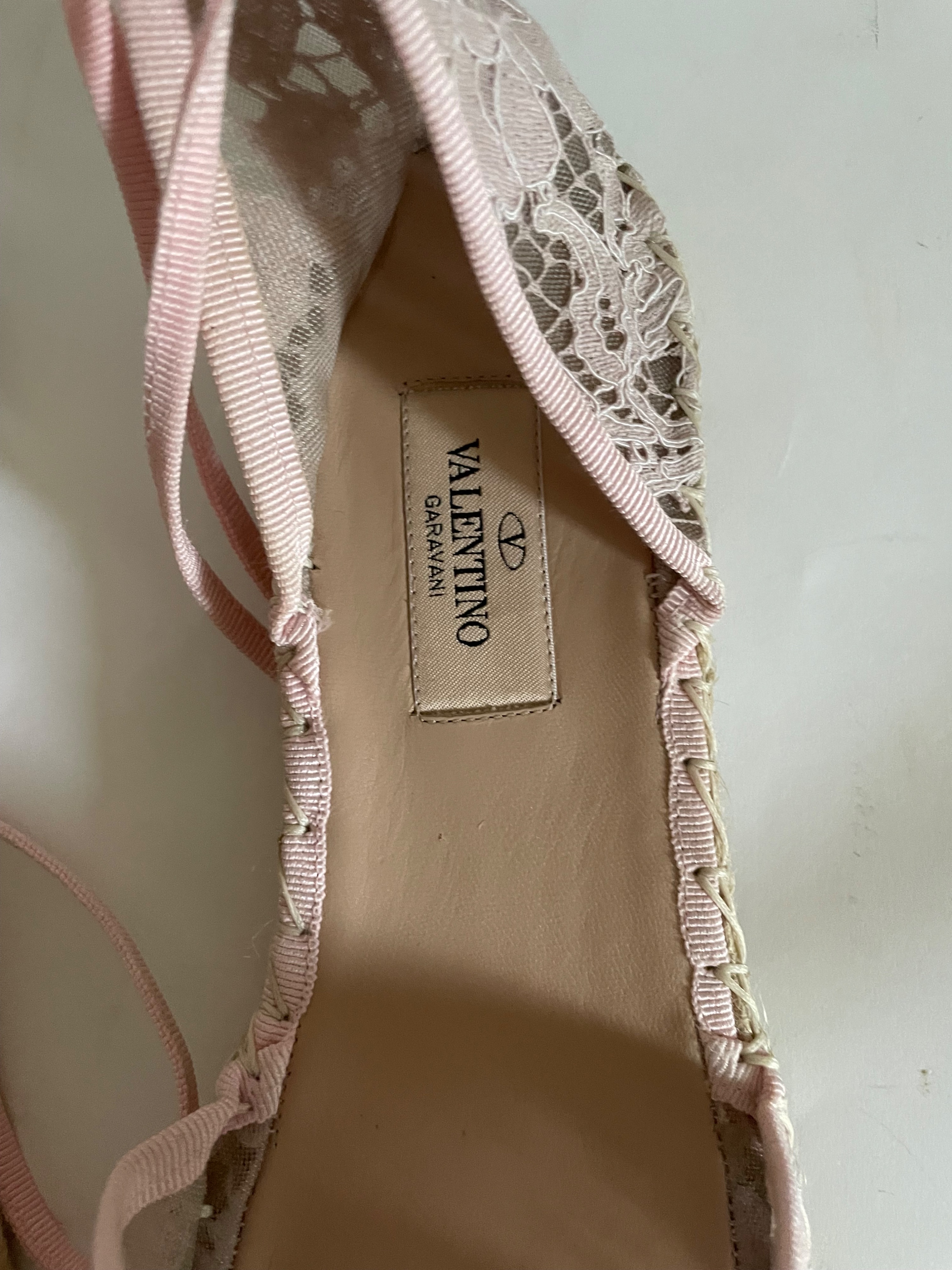 Preowned Valentino Pink Lace Ankle Tie Espadrilles Size 39 lace/leather/raffia