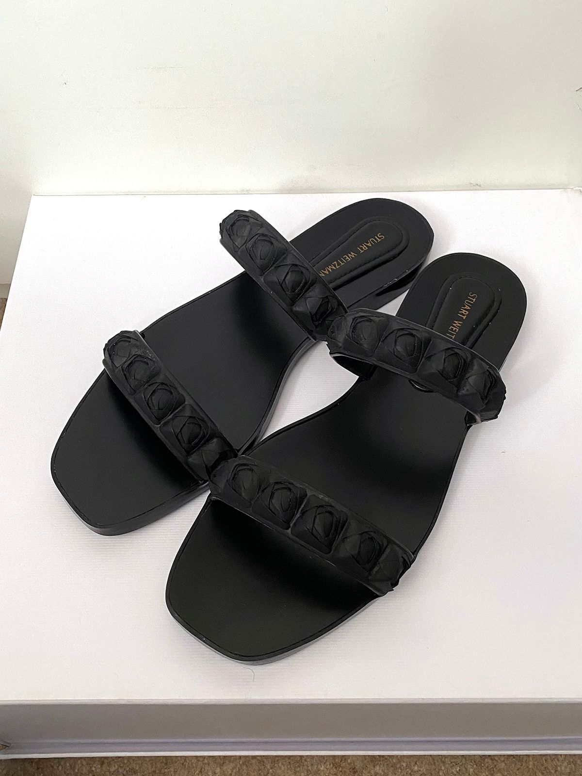 Stuart Weitzman Rosita Rubber Flat Sandals Size 39 Black