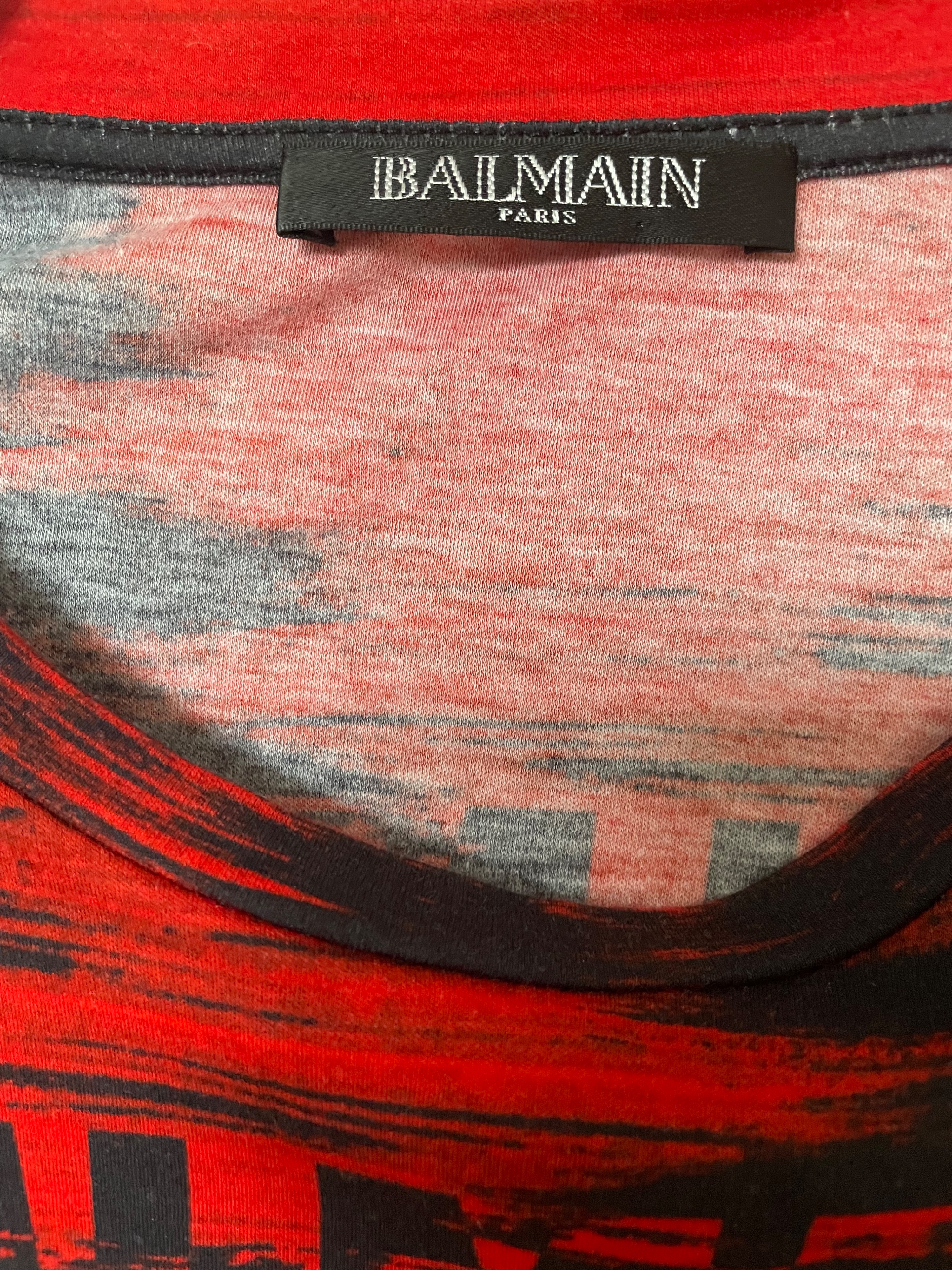 Preowned Balmain Red 'World Tour Graphic T-Shirt Size 36 cotton