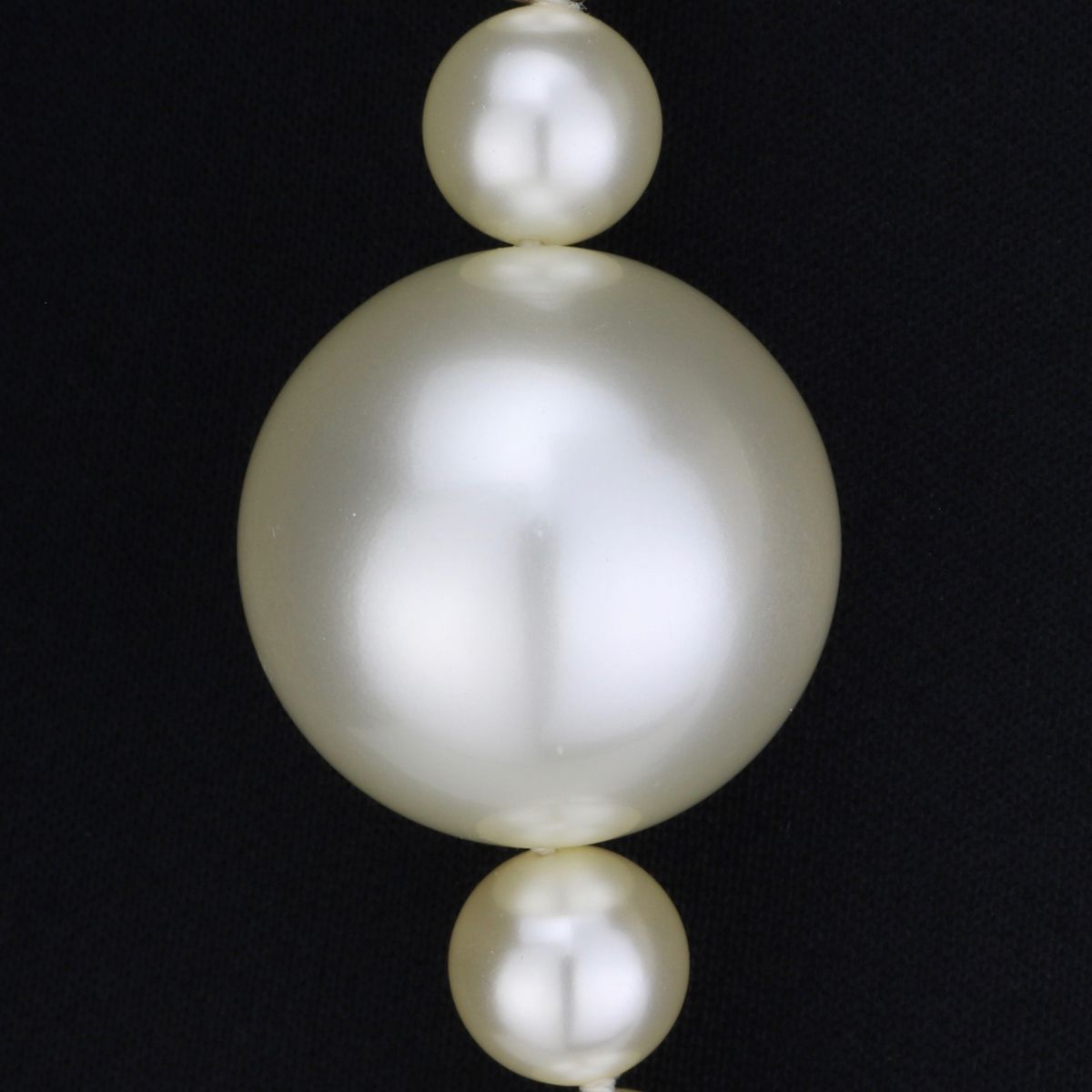 Preowned Chanel Faux Pearl Long String Necklace Silver White