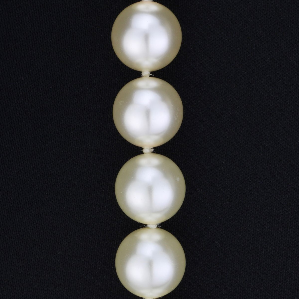 Preowned Chanel Faux Pearl Long String Necklace Silver White