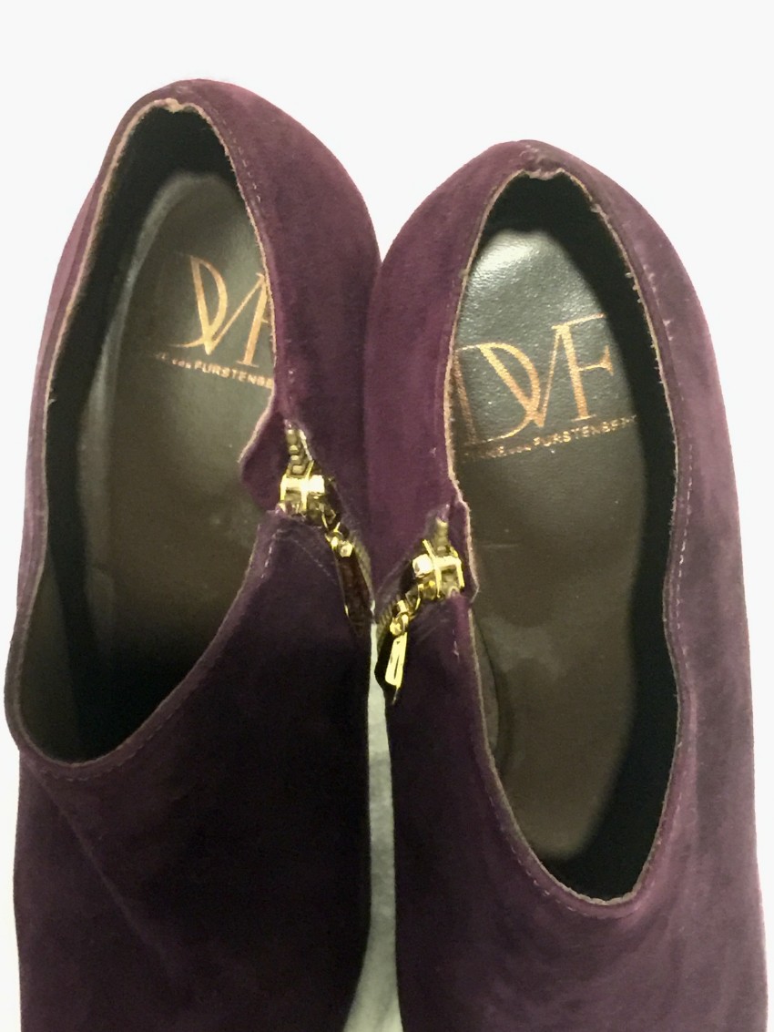 Preowned DVF Purple suede Booties Size 38