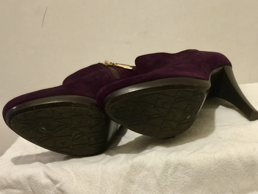 Preowned DVF Purple suede Booties Size 38