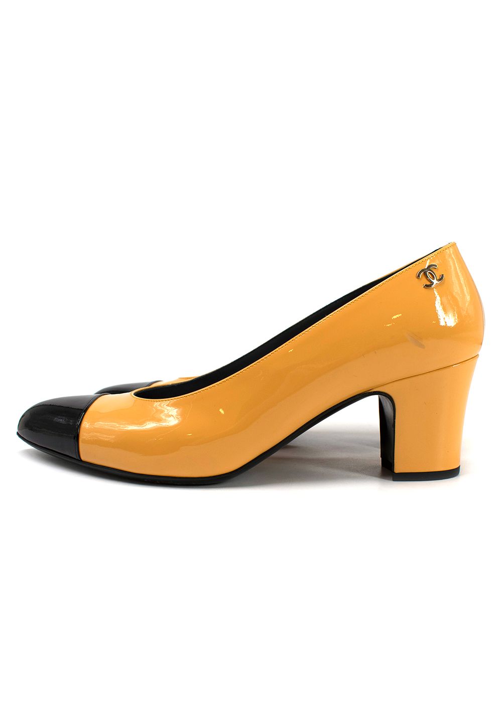 Chanel Yellow Patent Leather Interlocking CC Cap Toe Pumps Size 41