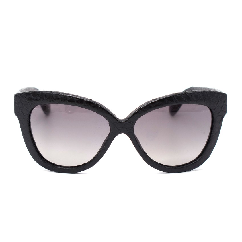 Preowned Linda Farrow Black Snakeskin Cat Eye Sunglasses acetate