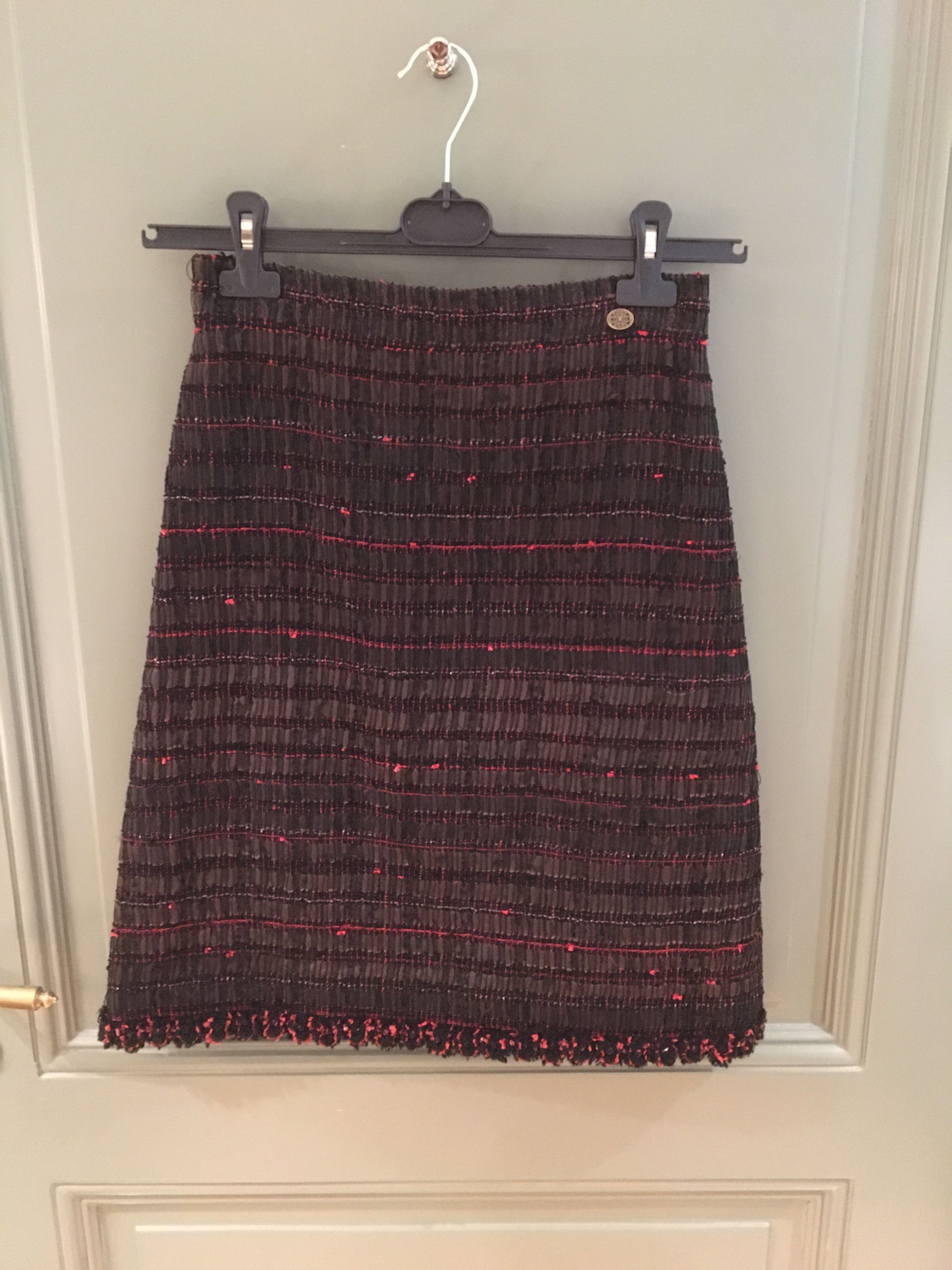 Preowned Chanel Multicoloured Tweed Skirt Size S brown, red, white mixed