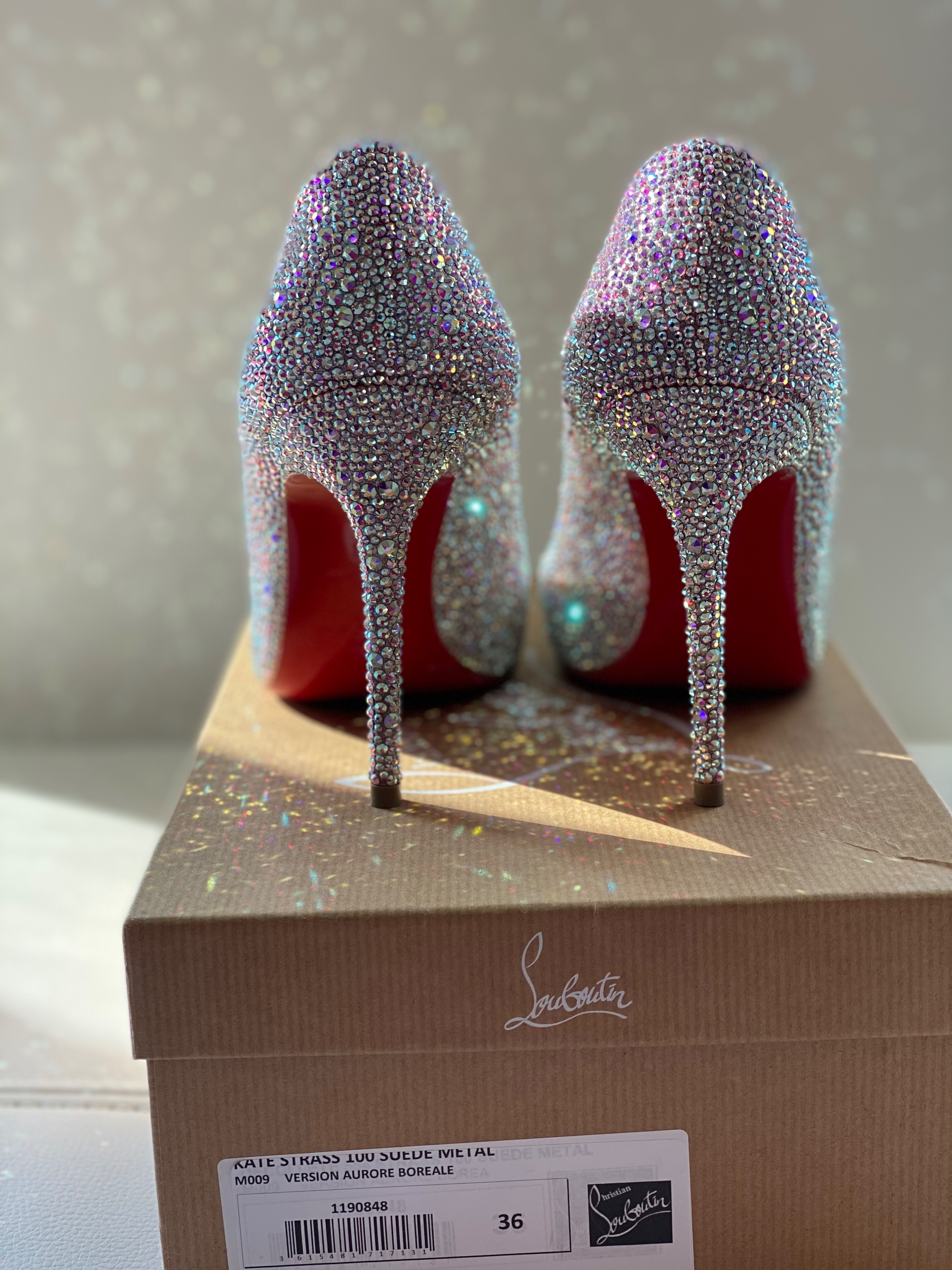 Preowned Christian Louboutin Crystal Embellished Kate Heels Size 36 Silver leather/swarovski