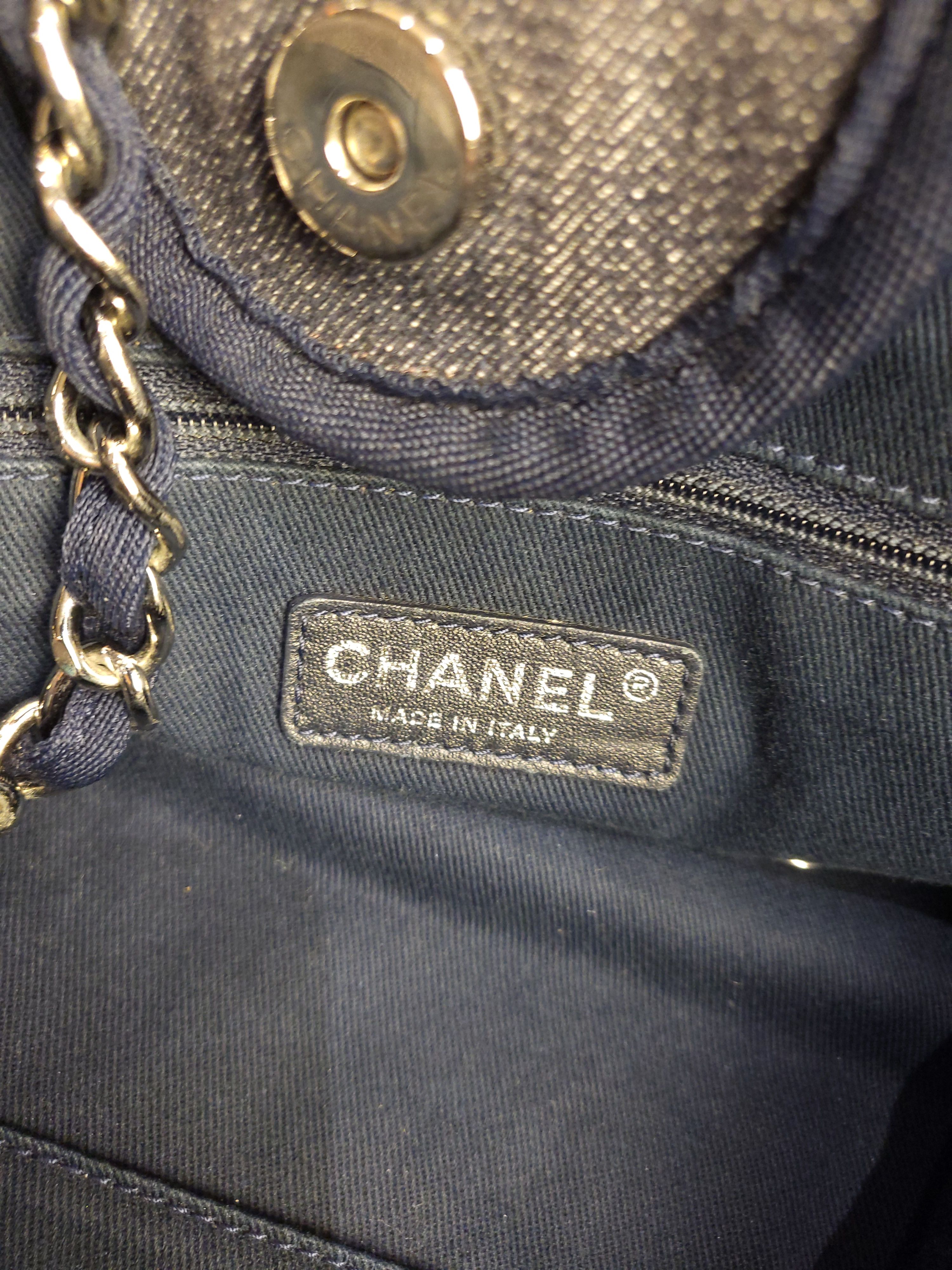 Preowned Chanel Deauville Denim Tote Bag Navy denim-cotton